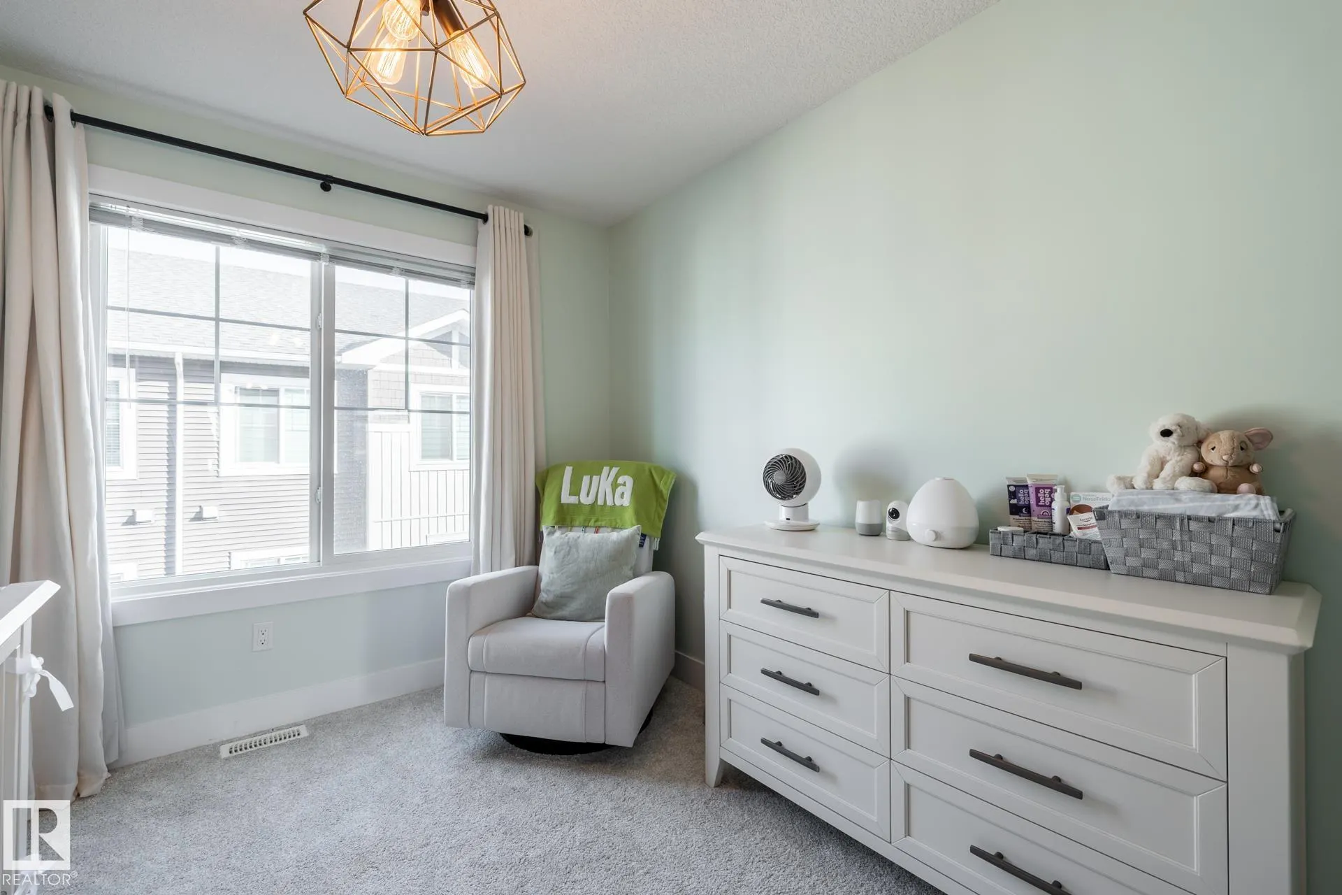 230 Edgemont Road