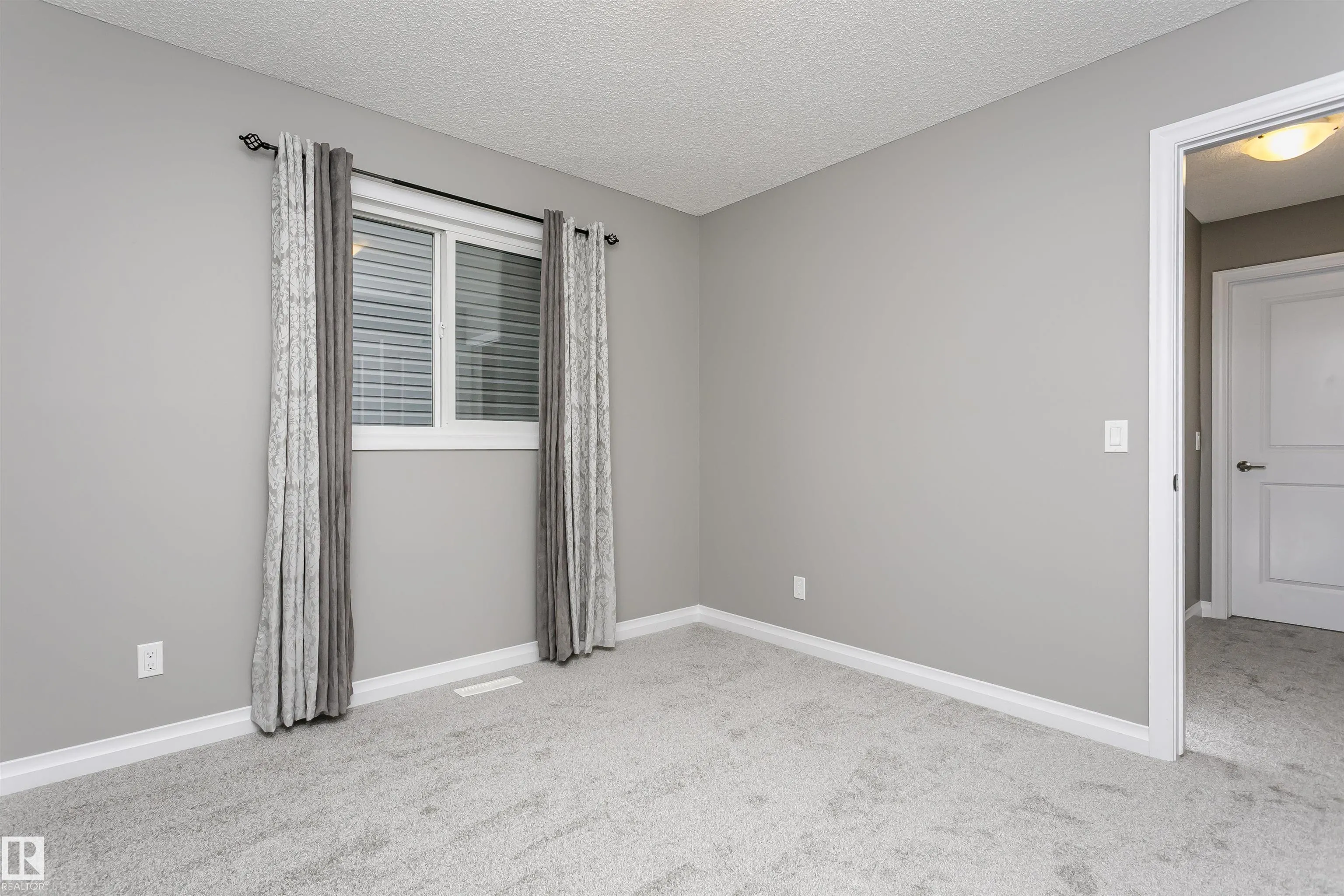 409 SIMPKINS Wynd