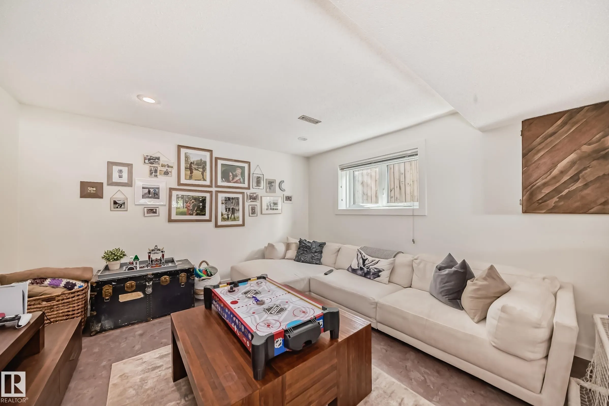 118 LANGHOLM Drive