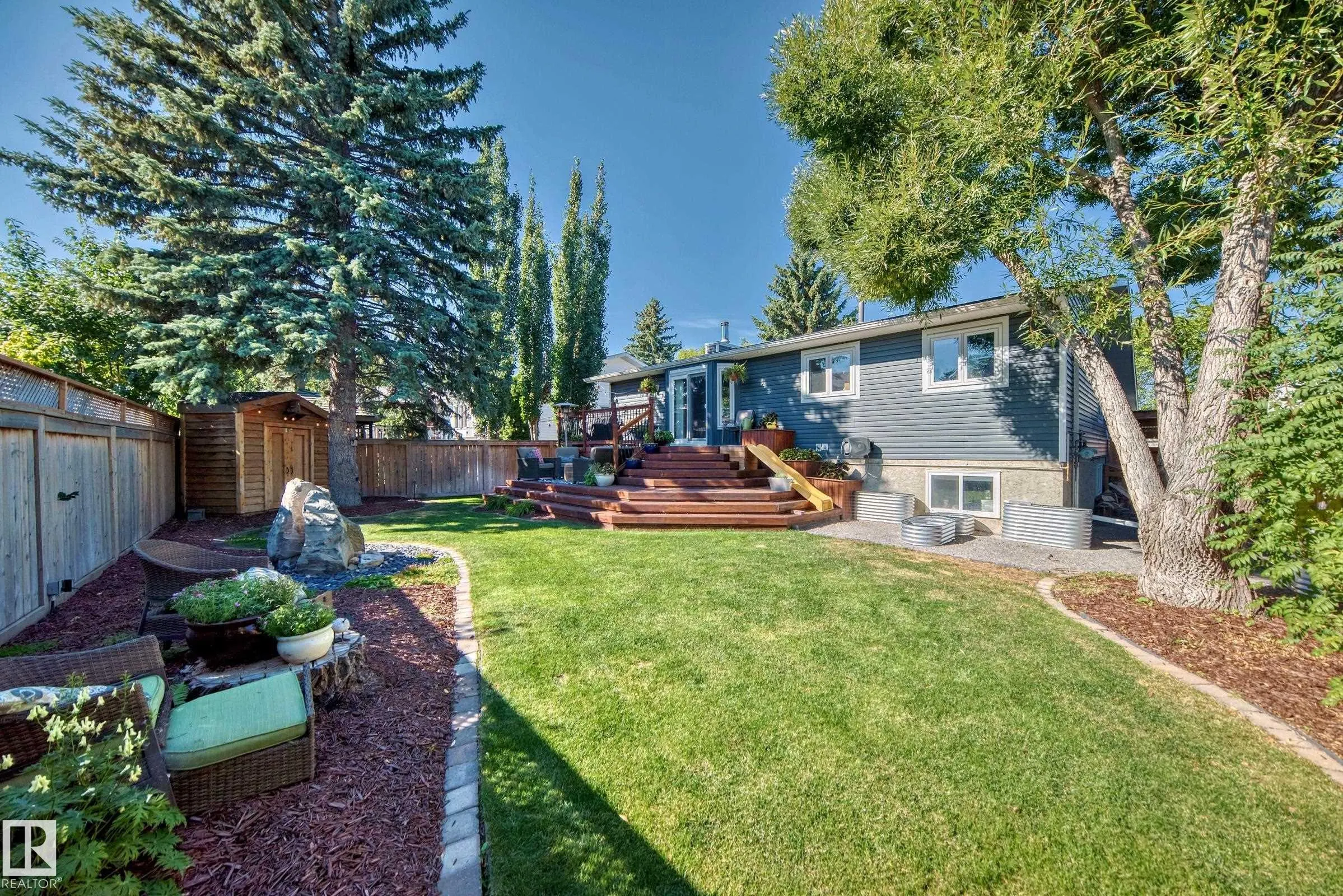118 LANGHOLM Drive
