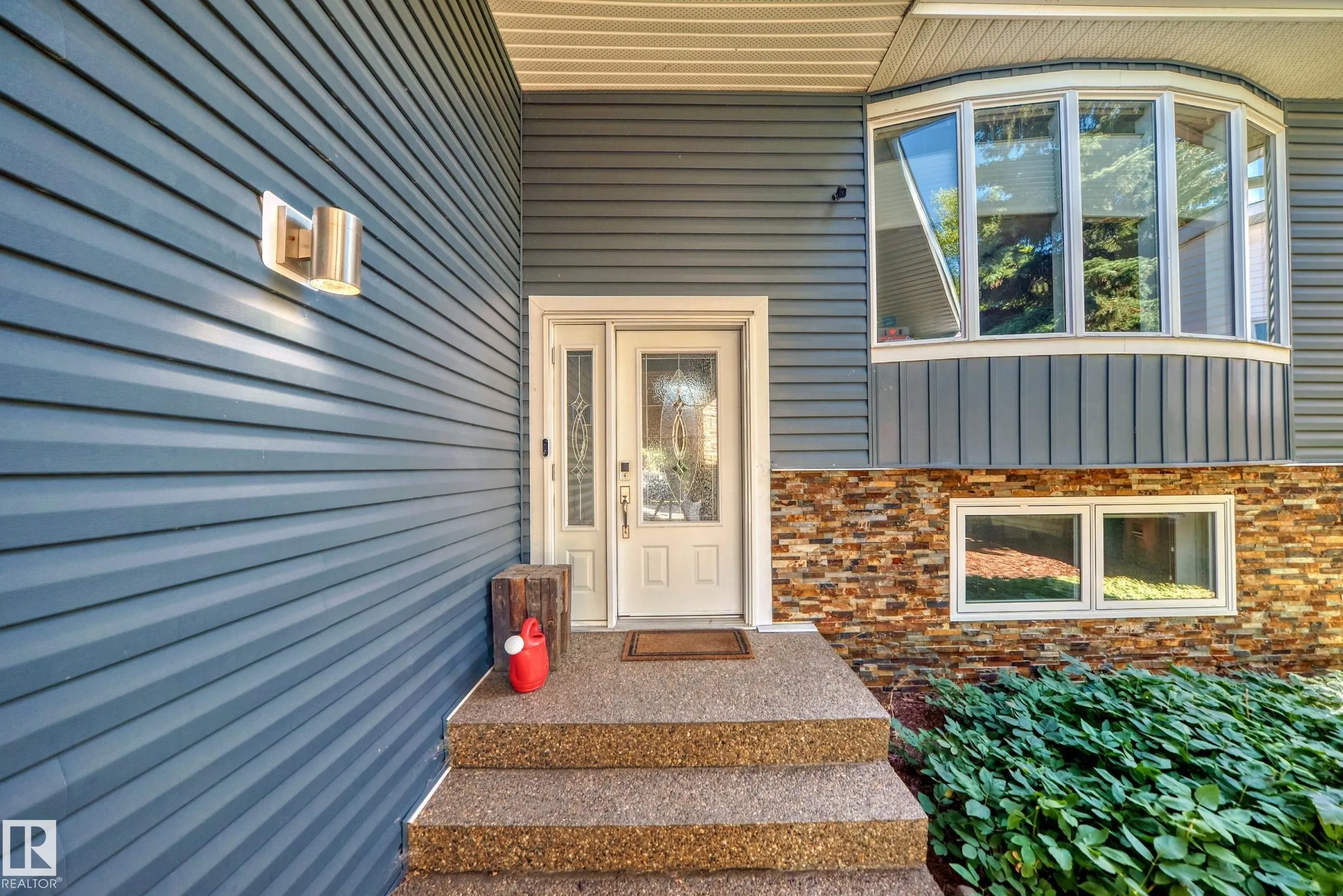 118 LANGHOLM Drive