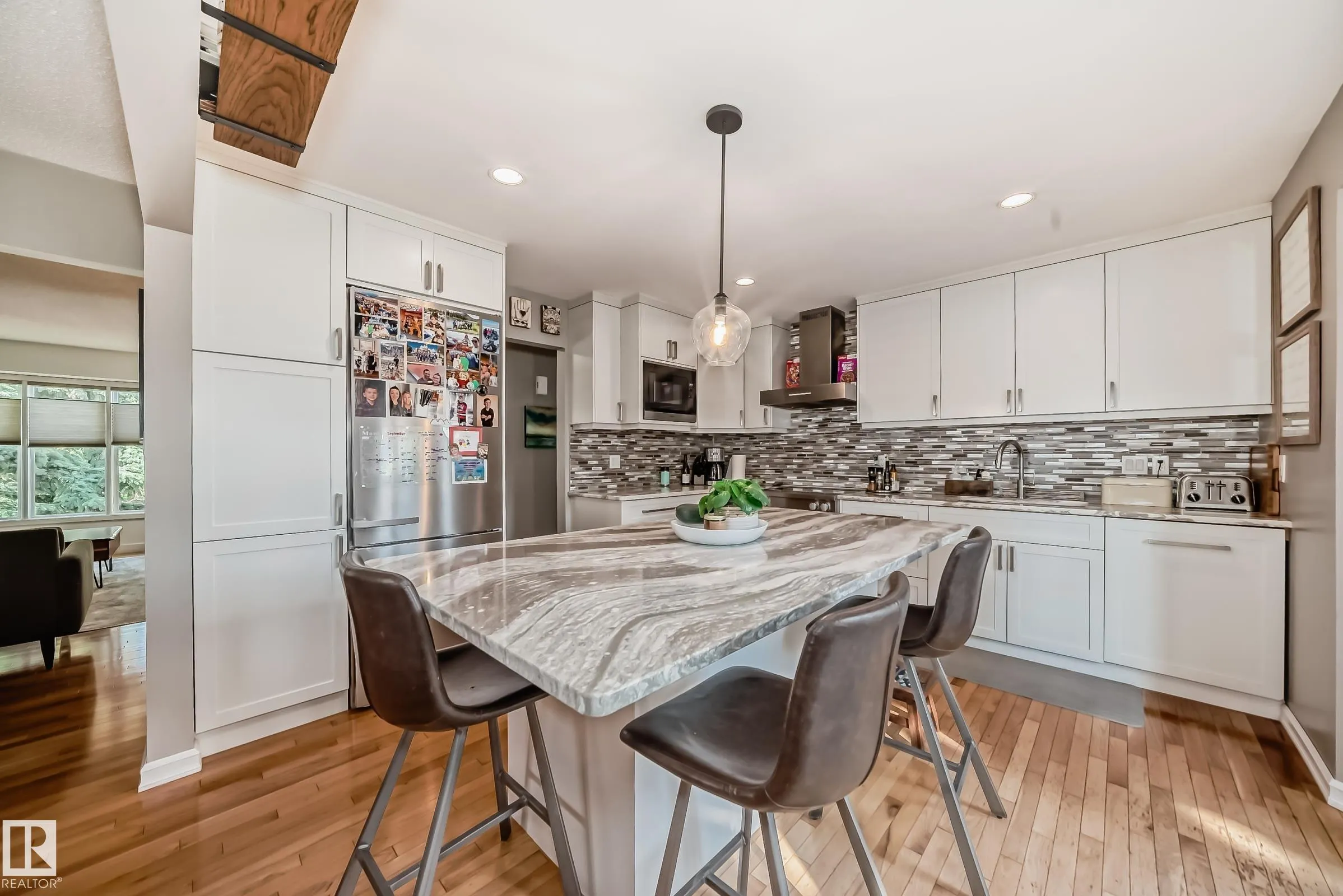 118 LANGHOLM Drive
