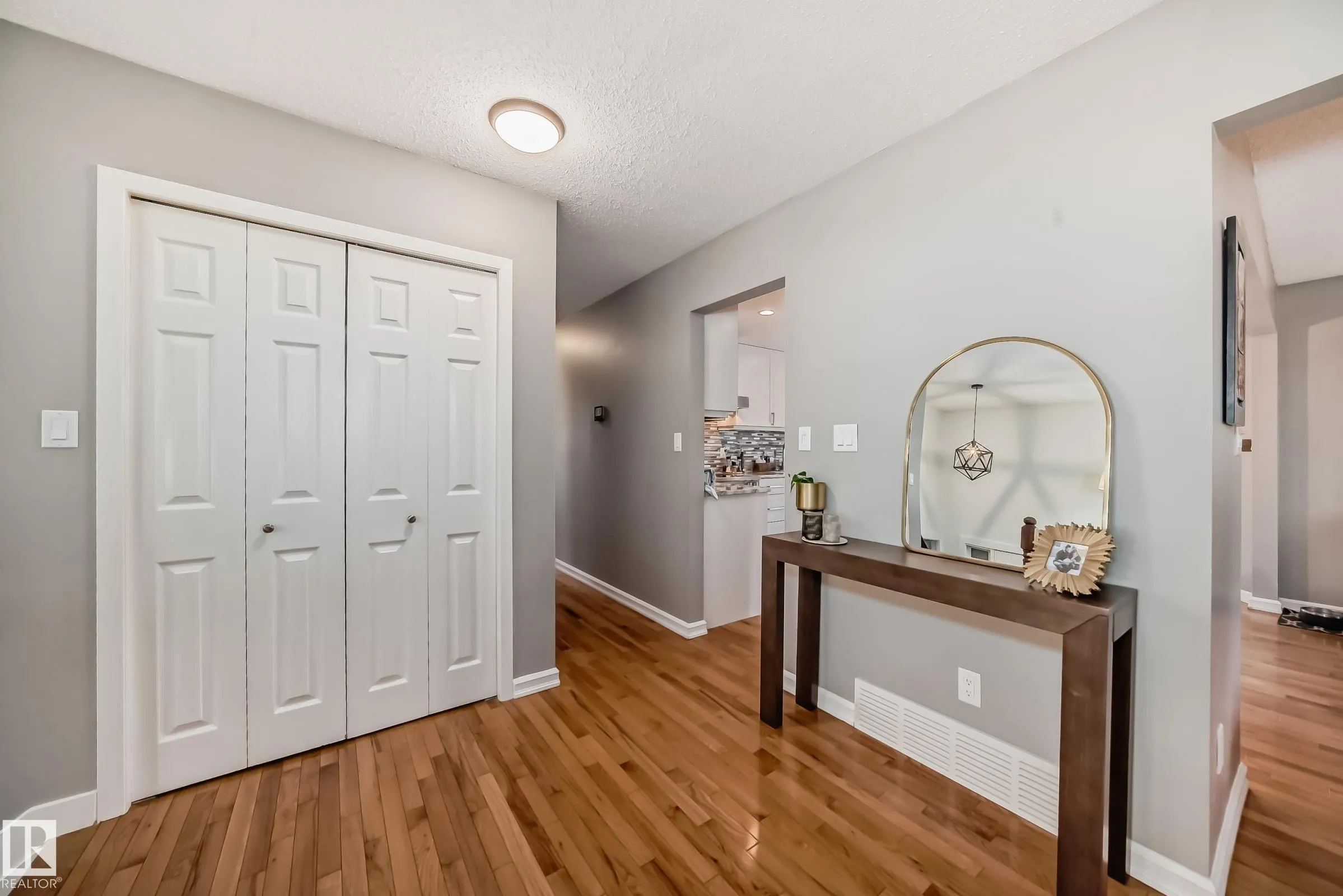 118 LANGHOLM Drive