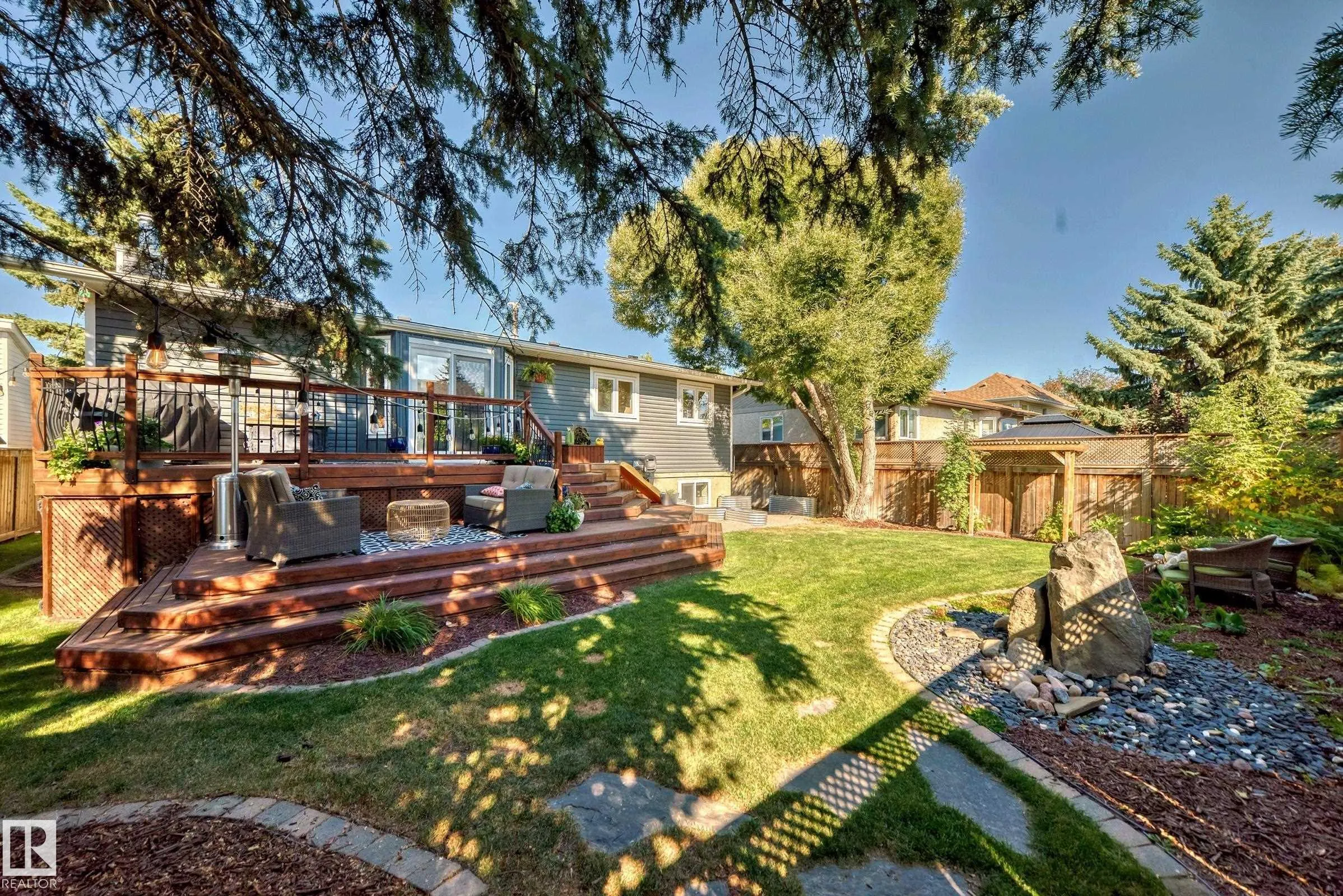 118 LANGHOLM Drive