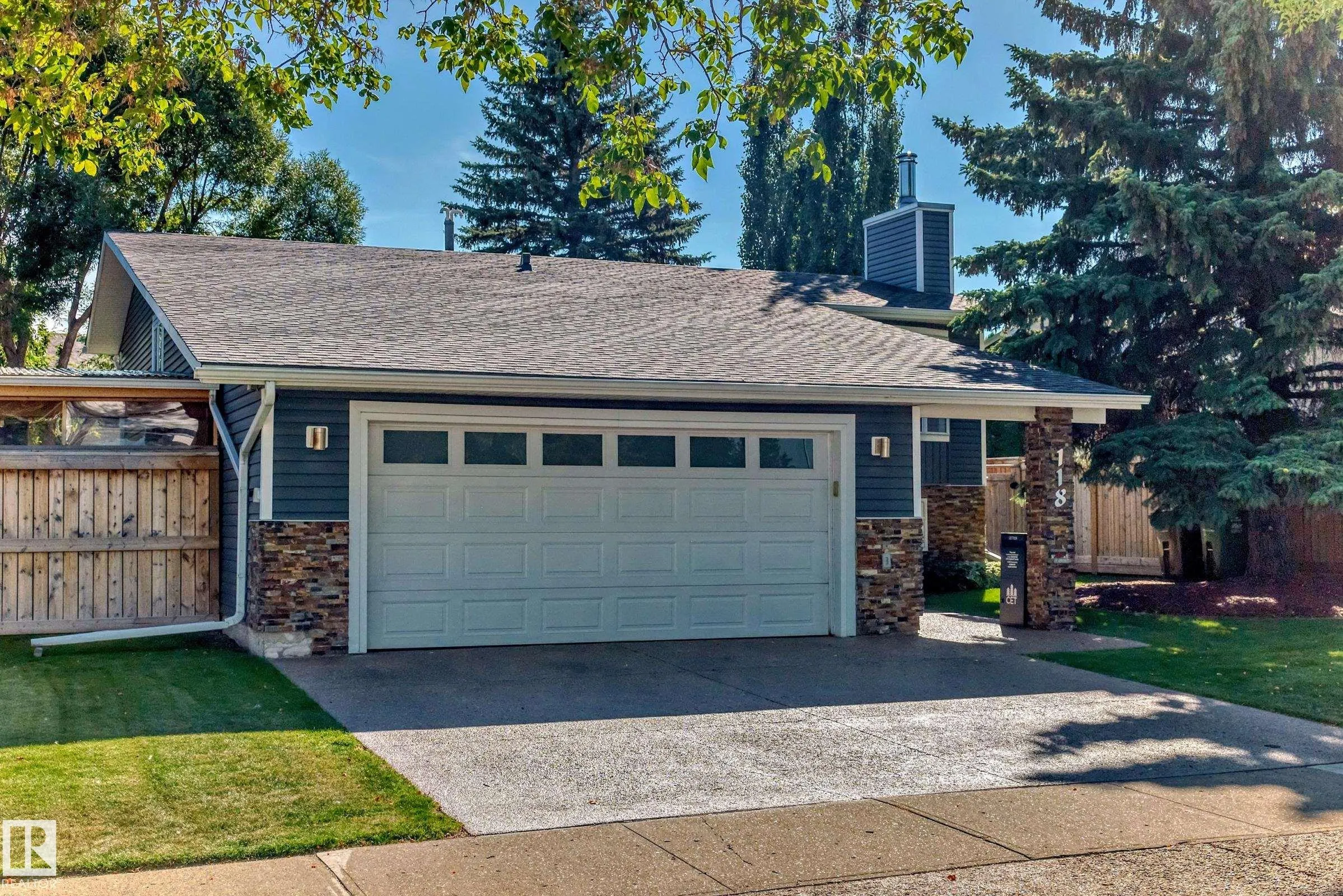 118 LANGHOLM Drive