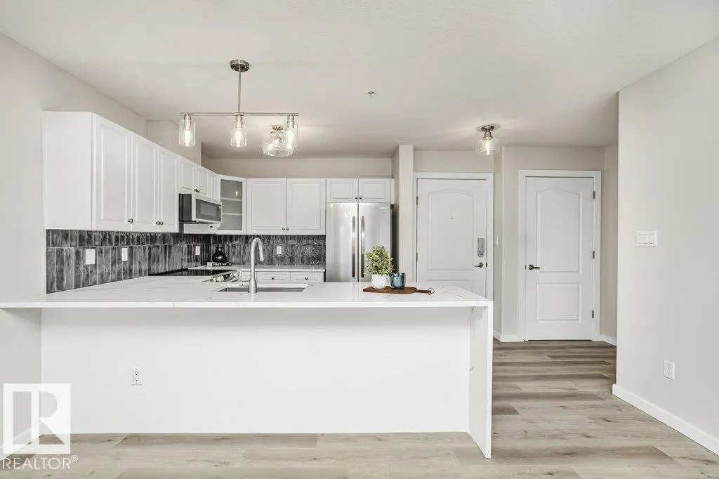 278 SUDER GREENS Drive
