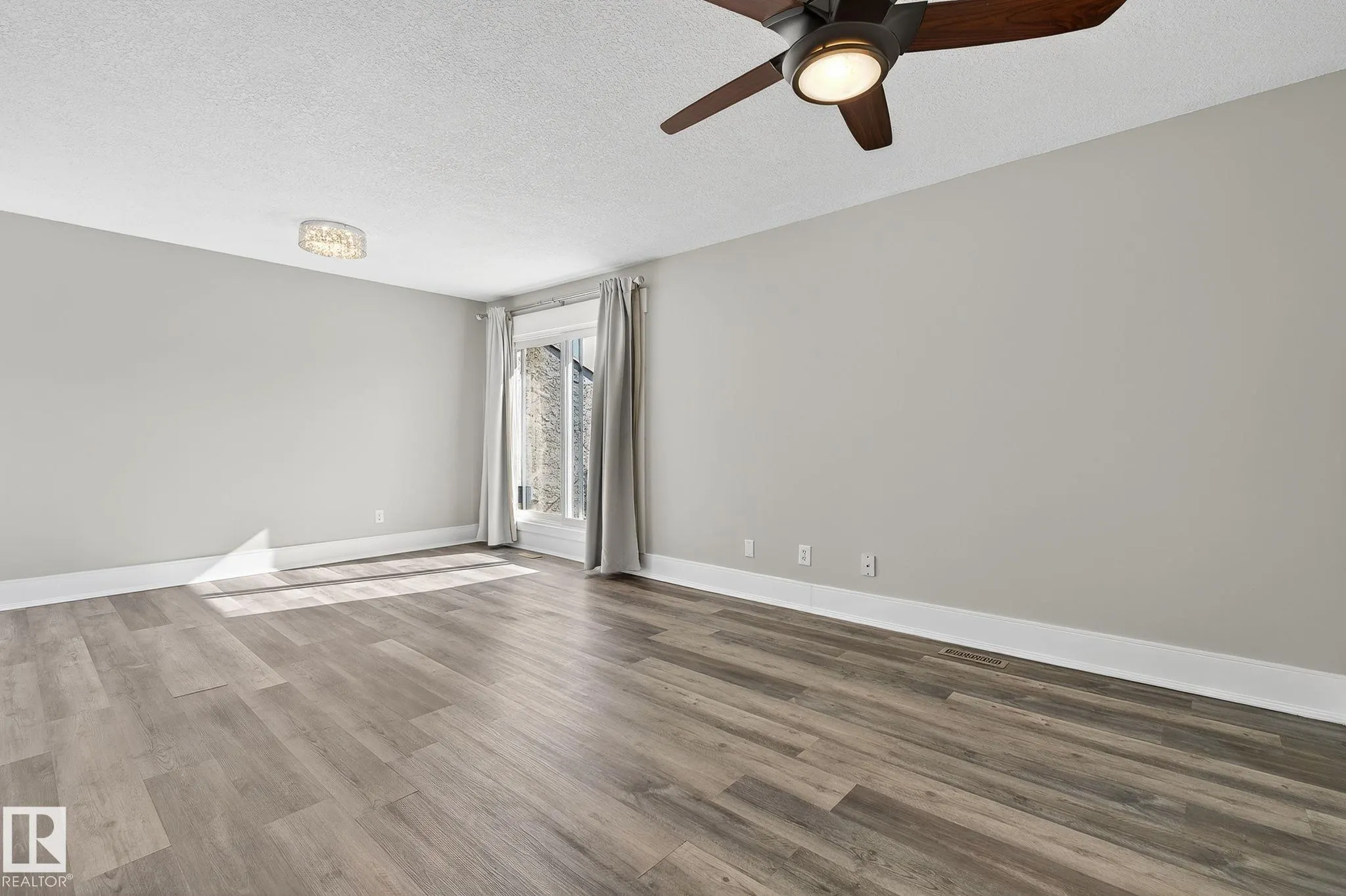146 CALLINGWOOD Place