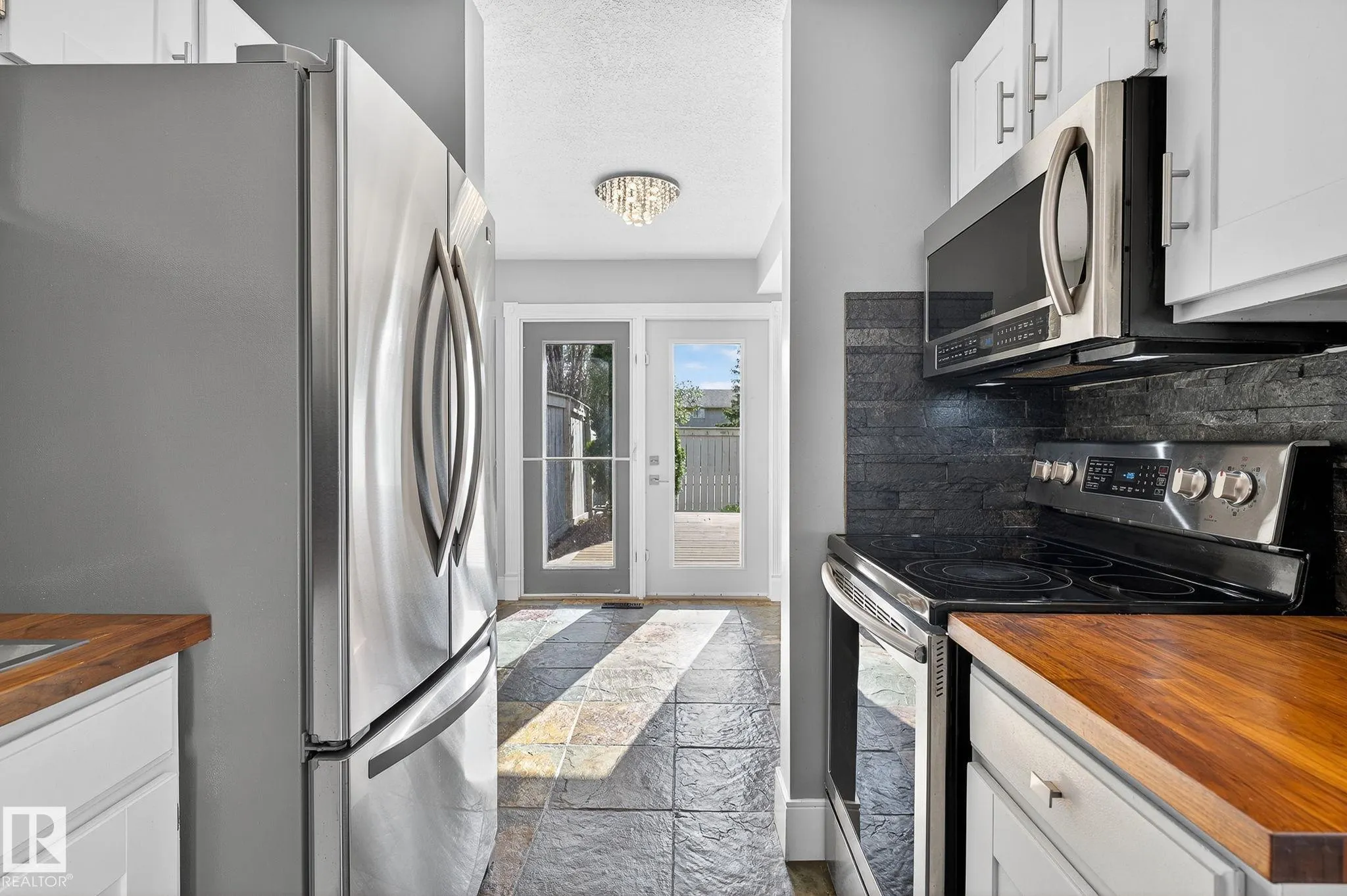 146 CALLINGWOOD Place
