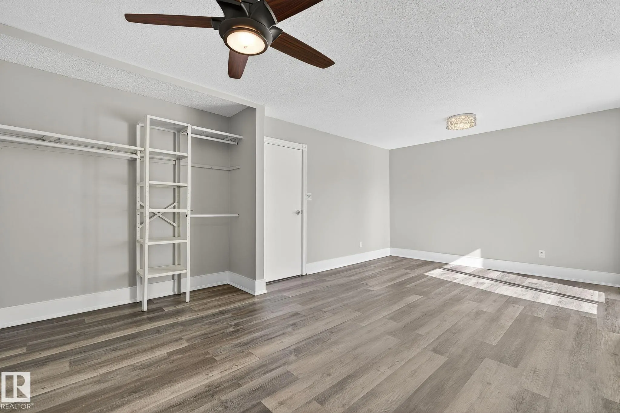 146 CALLINGWOOD Place