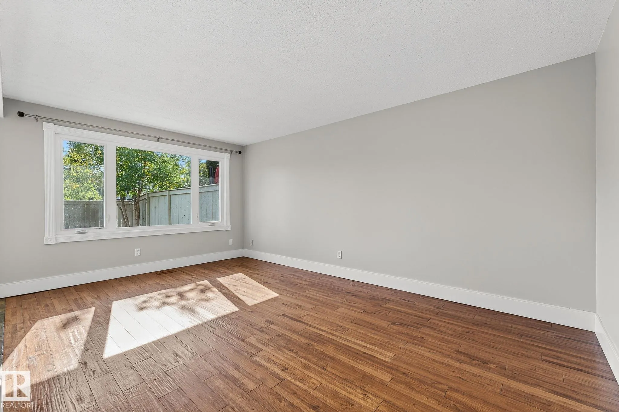 146 CALLINGWOOD Place