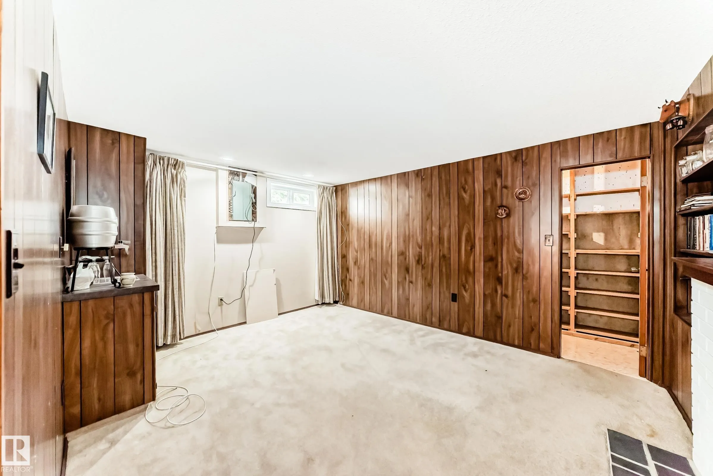 70 FLEETWOOD Crescent