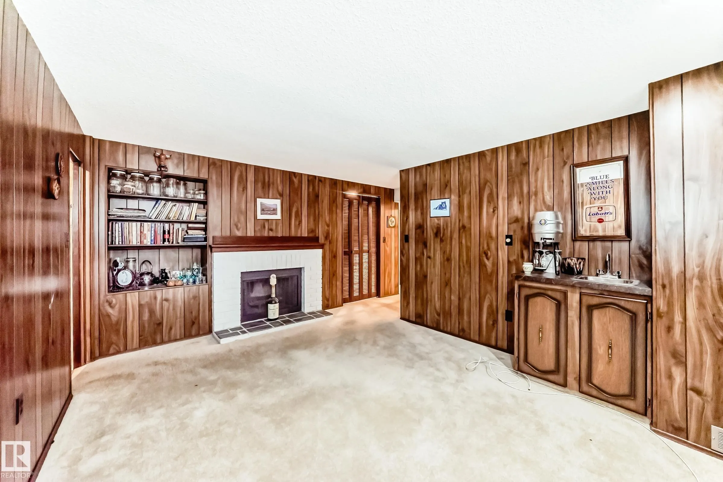 70 FLEETWOOD Crescent