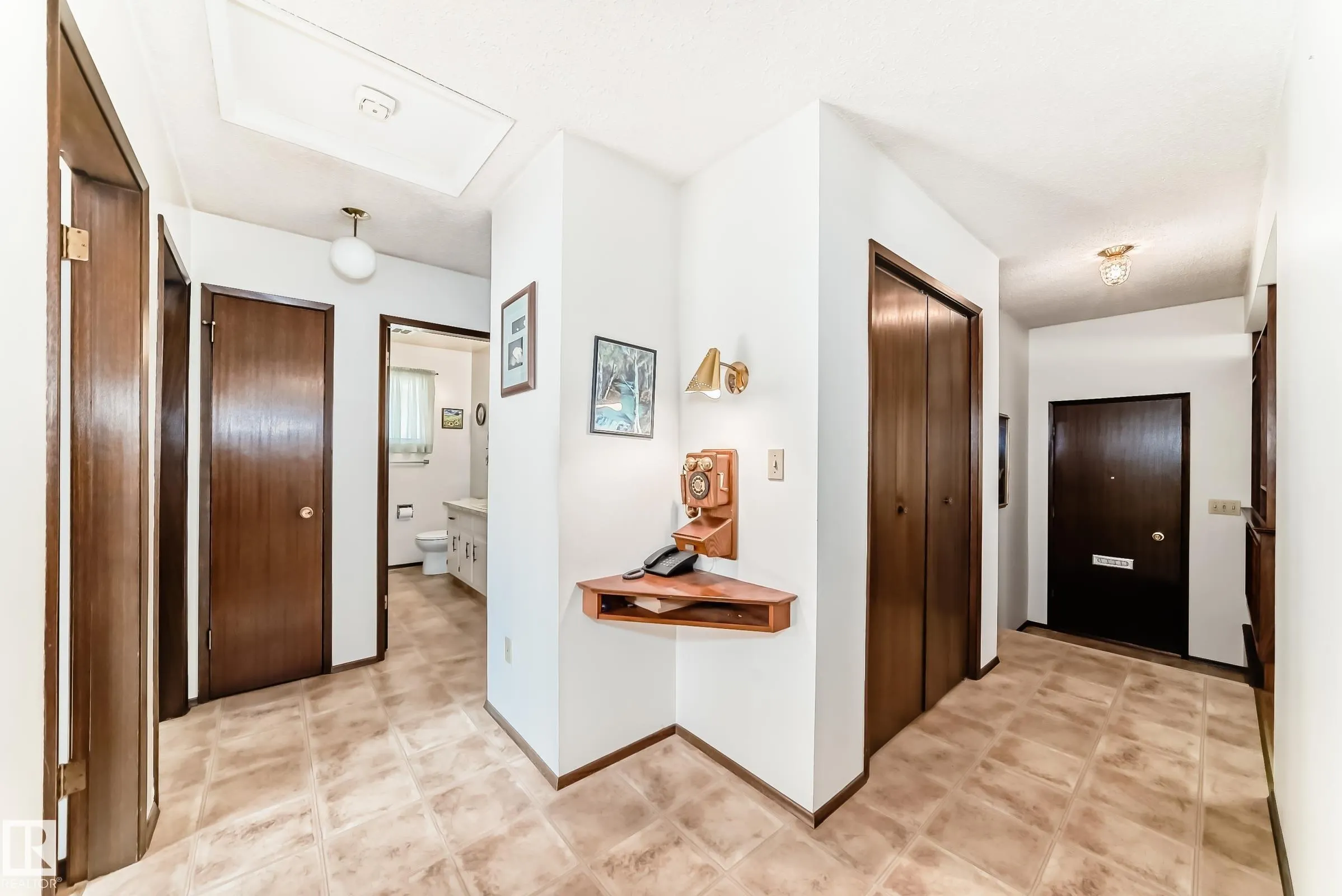 70 FLEETWOOD Crescent
