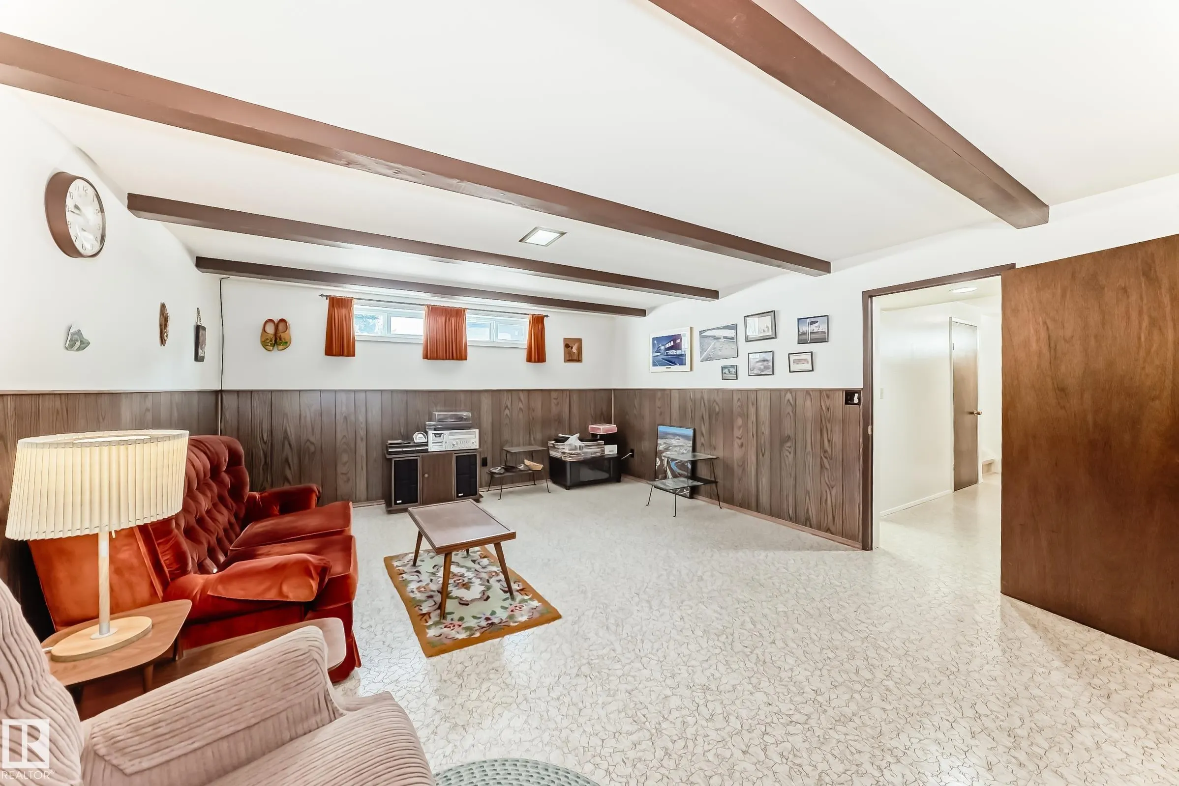 70 FLEETWOOD Crescent