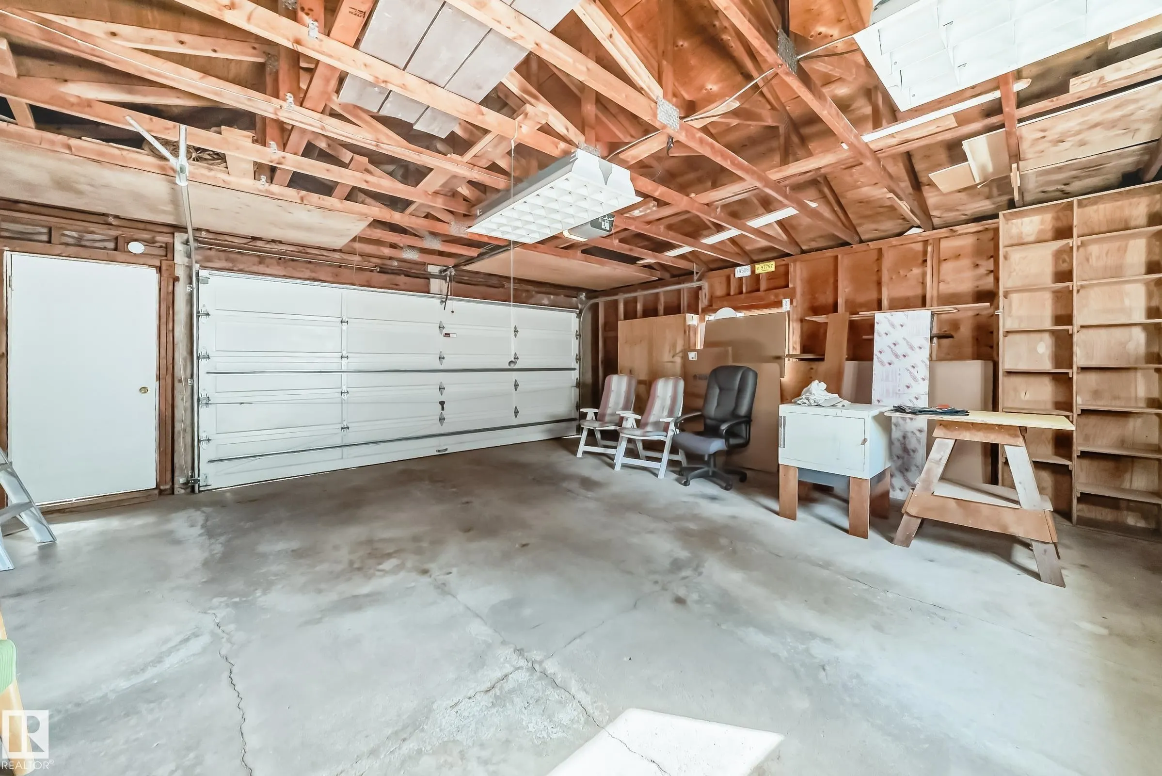 70 FLEETWOOD Crescent