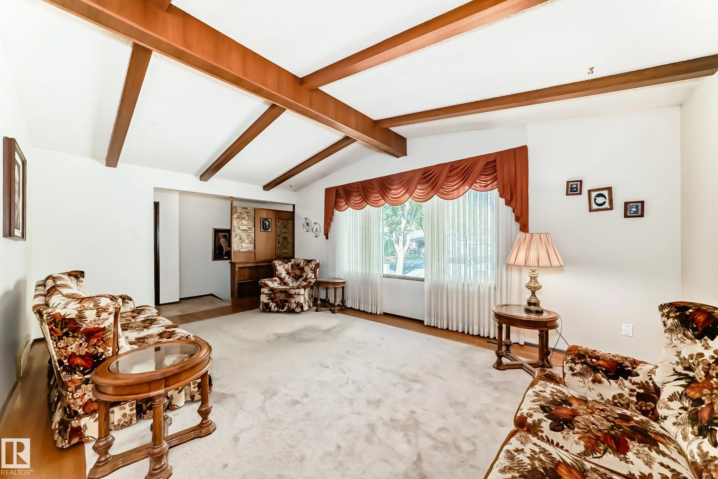 70 FLEETWOOD Crescent