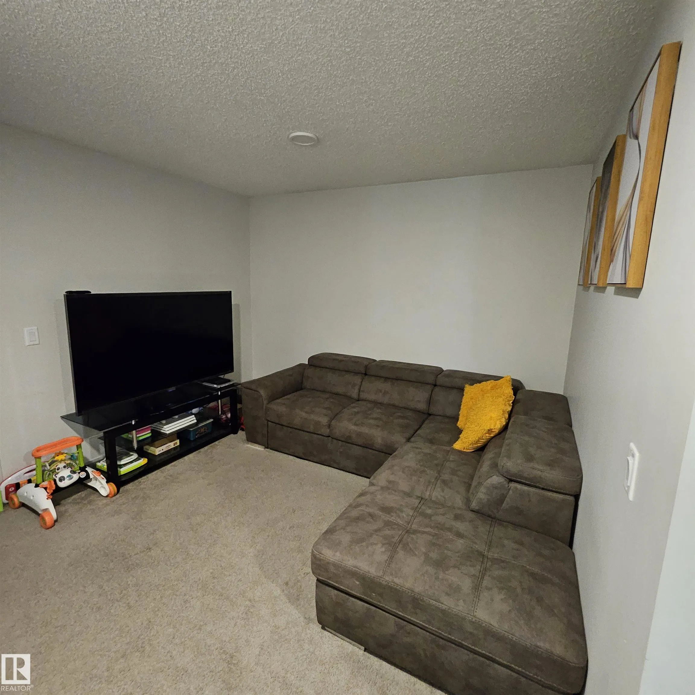 19122 22A Avenue