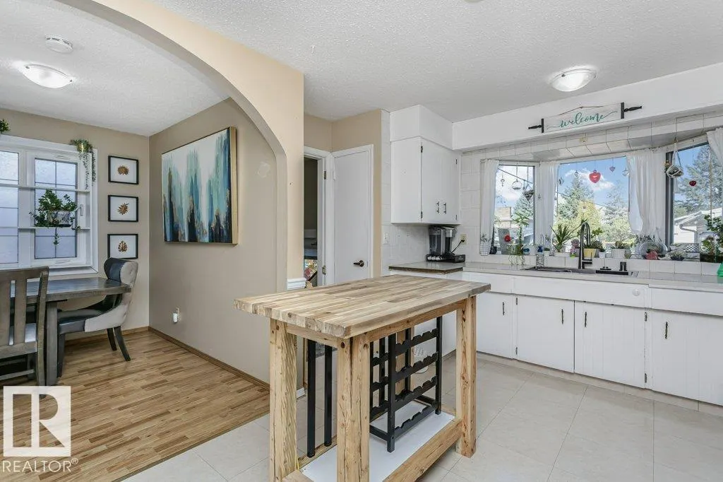 27 MILLGROVE Drive