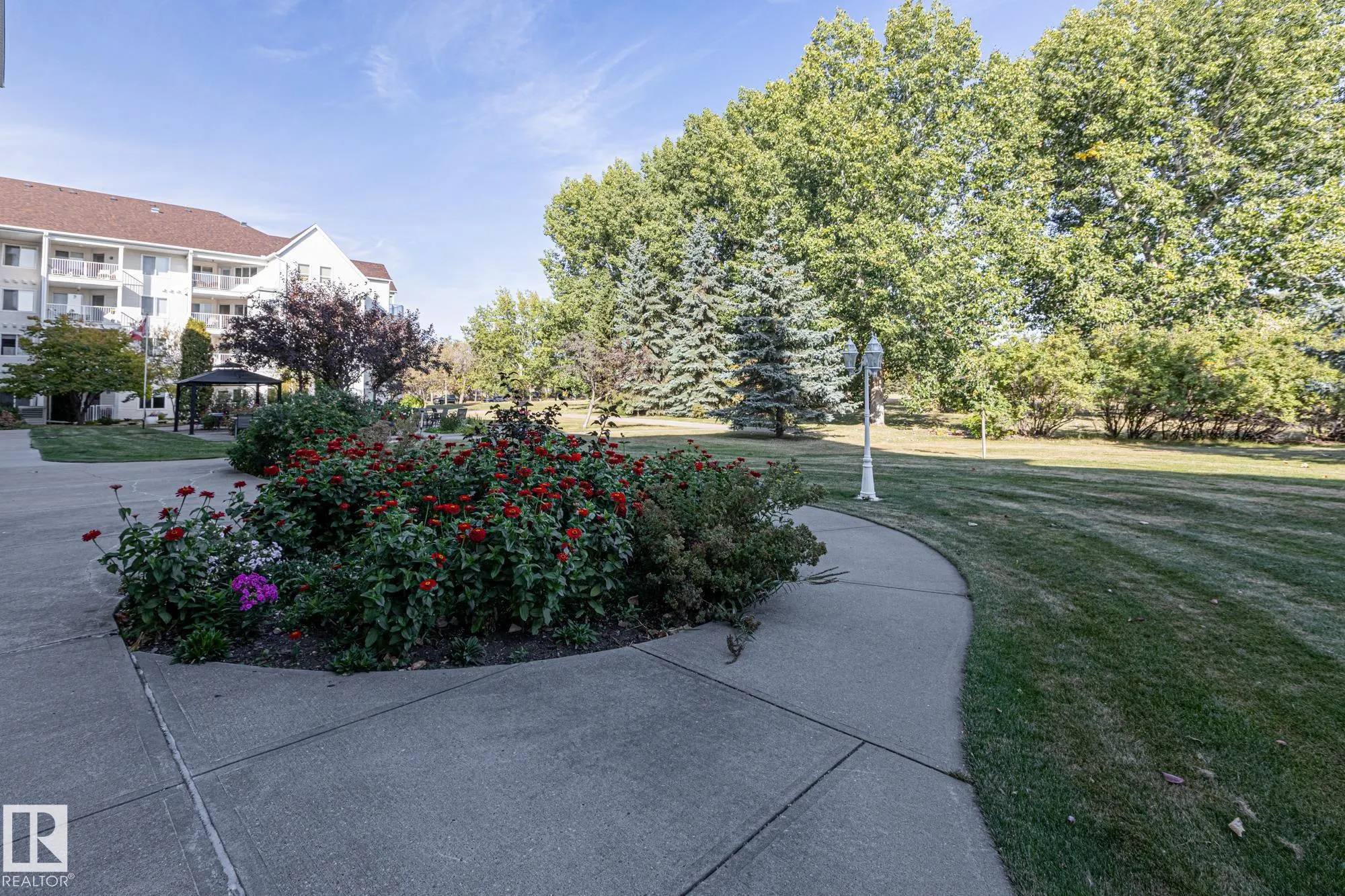 78 MCKENNEY Avenue