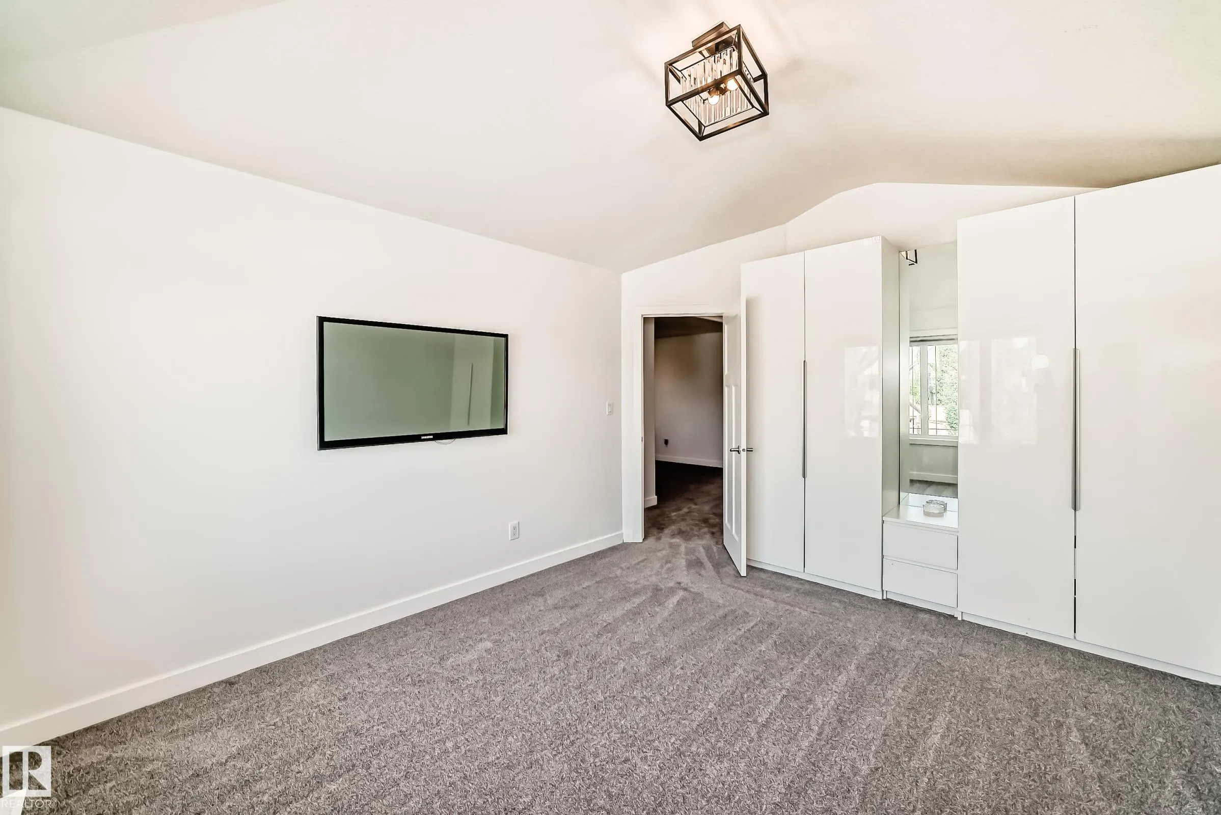 3313 KIDD Close