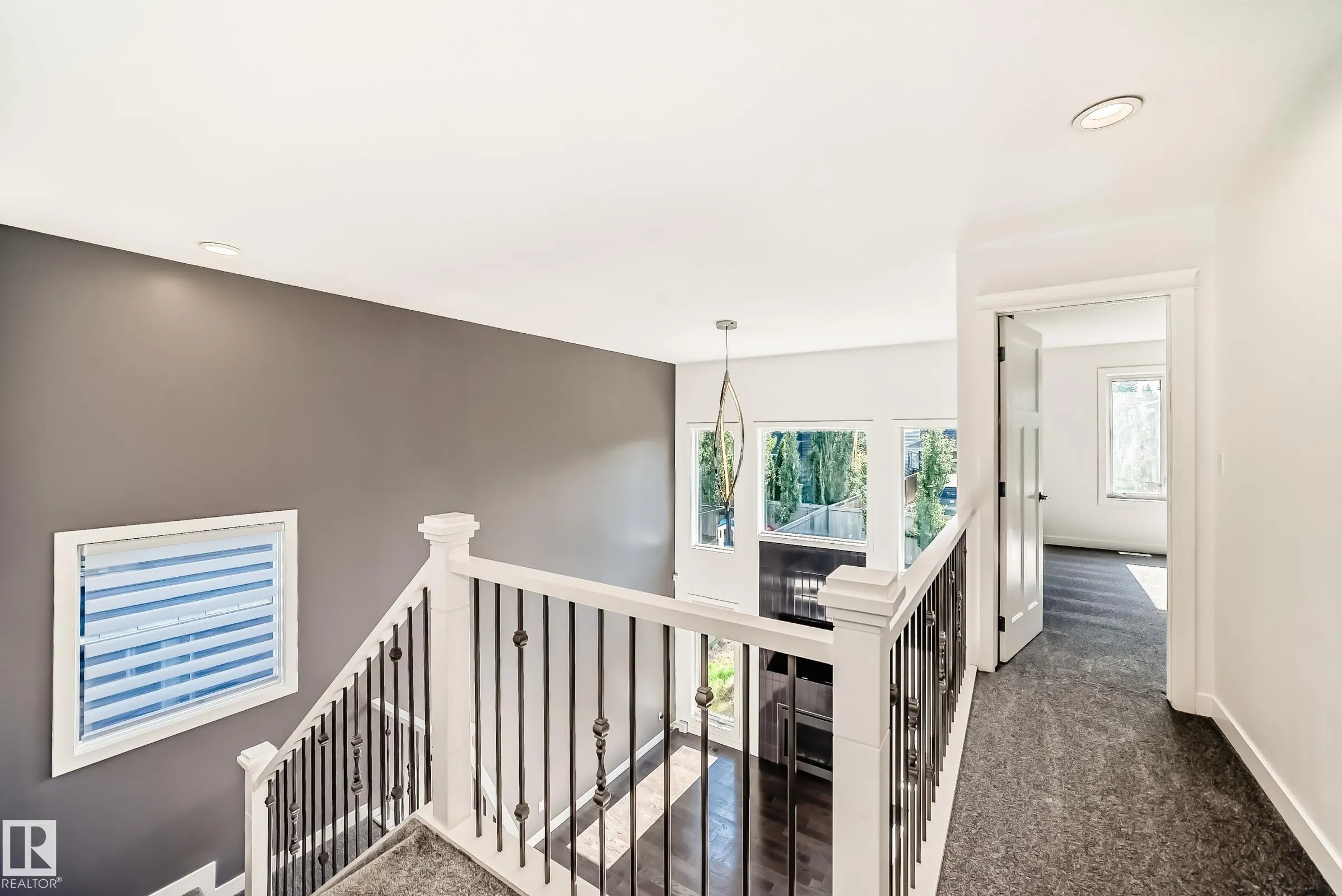 3313 KIDD Close
