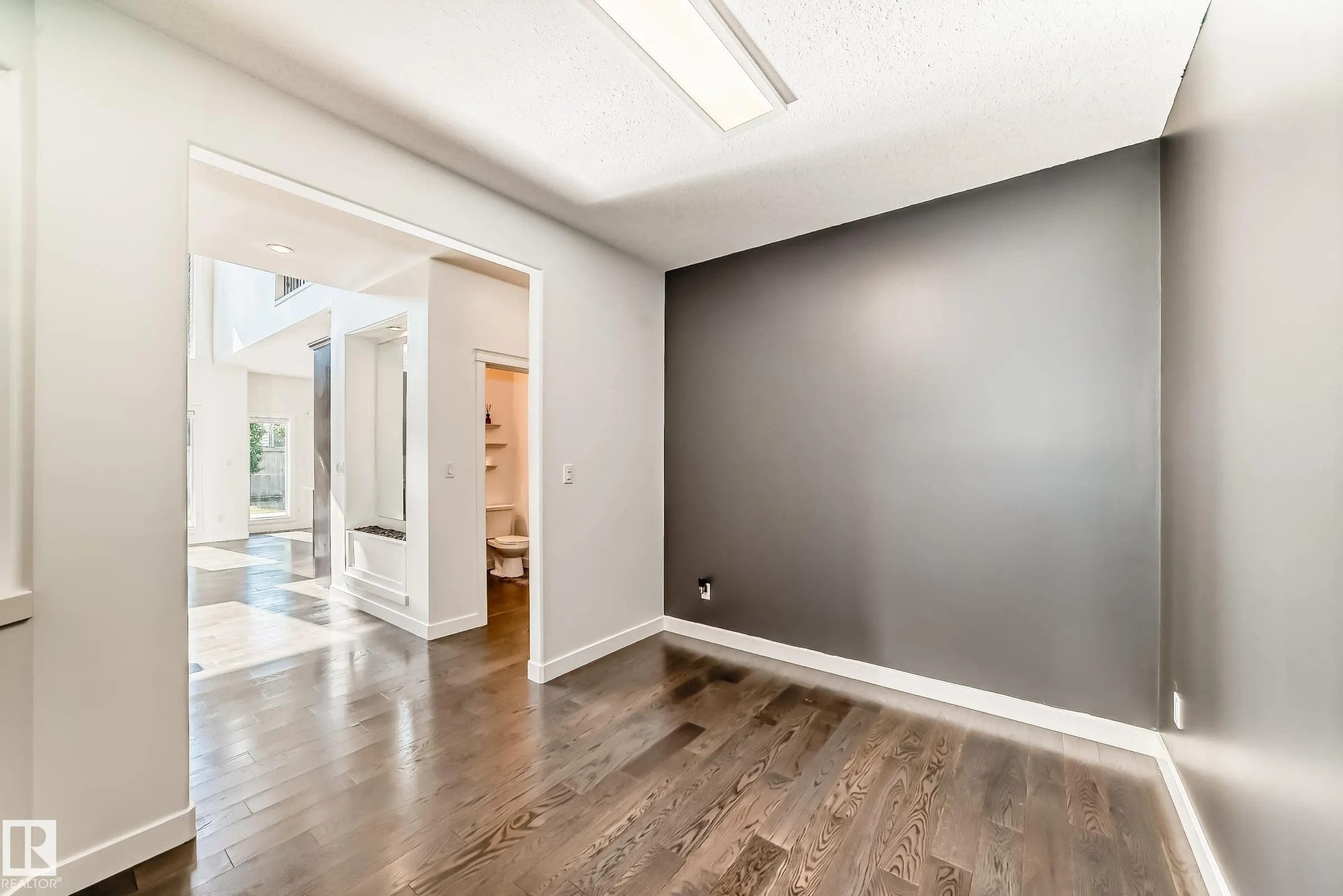 3313 KIDD Close