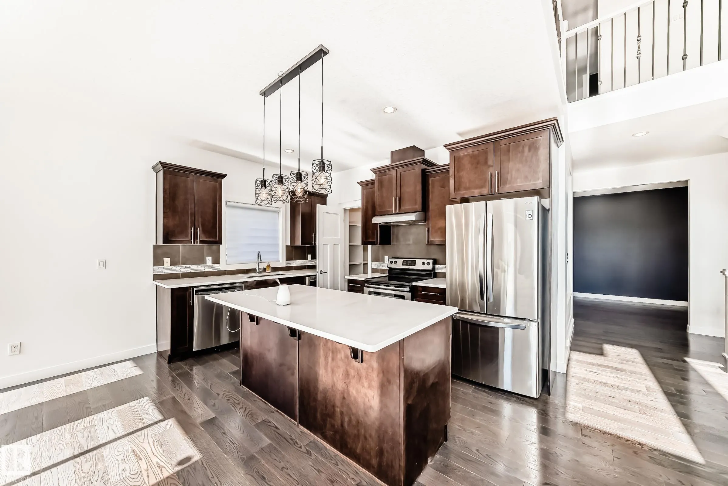 3313 KIDD Close