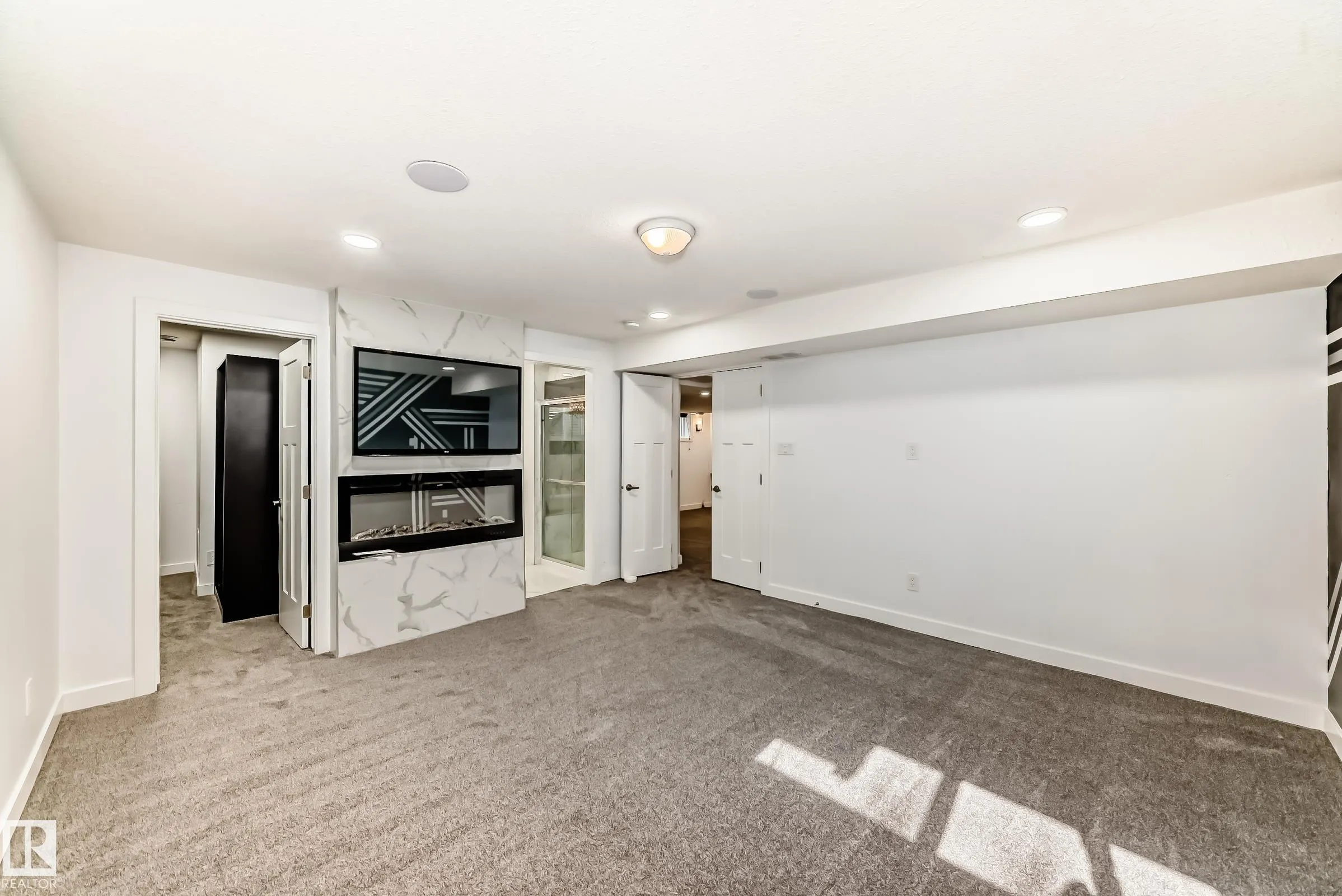 3313 KIDD Close