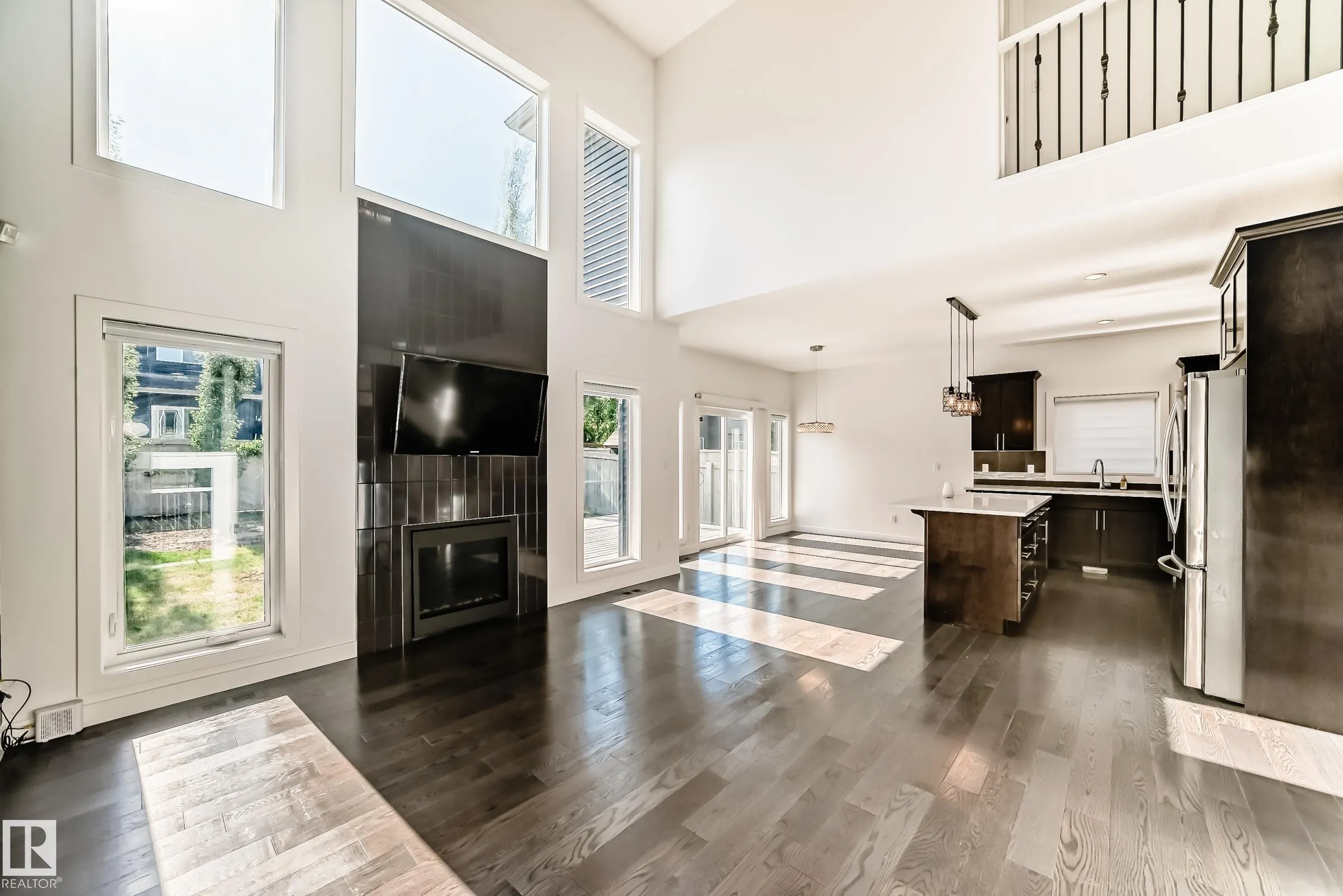 3313 KIDD Close