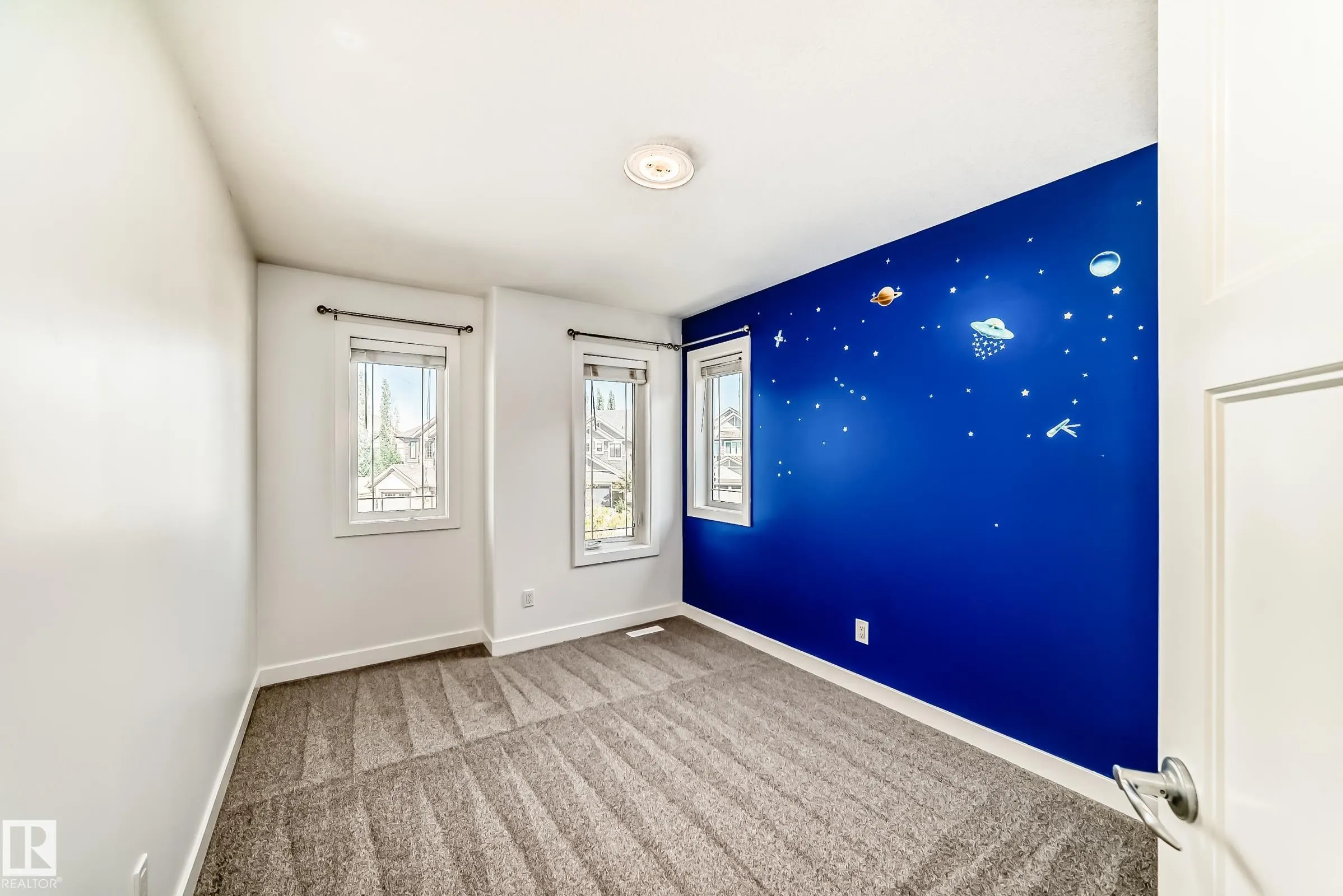 3313 KIDD Close