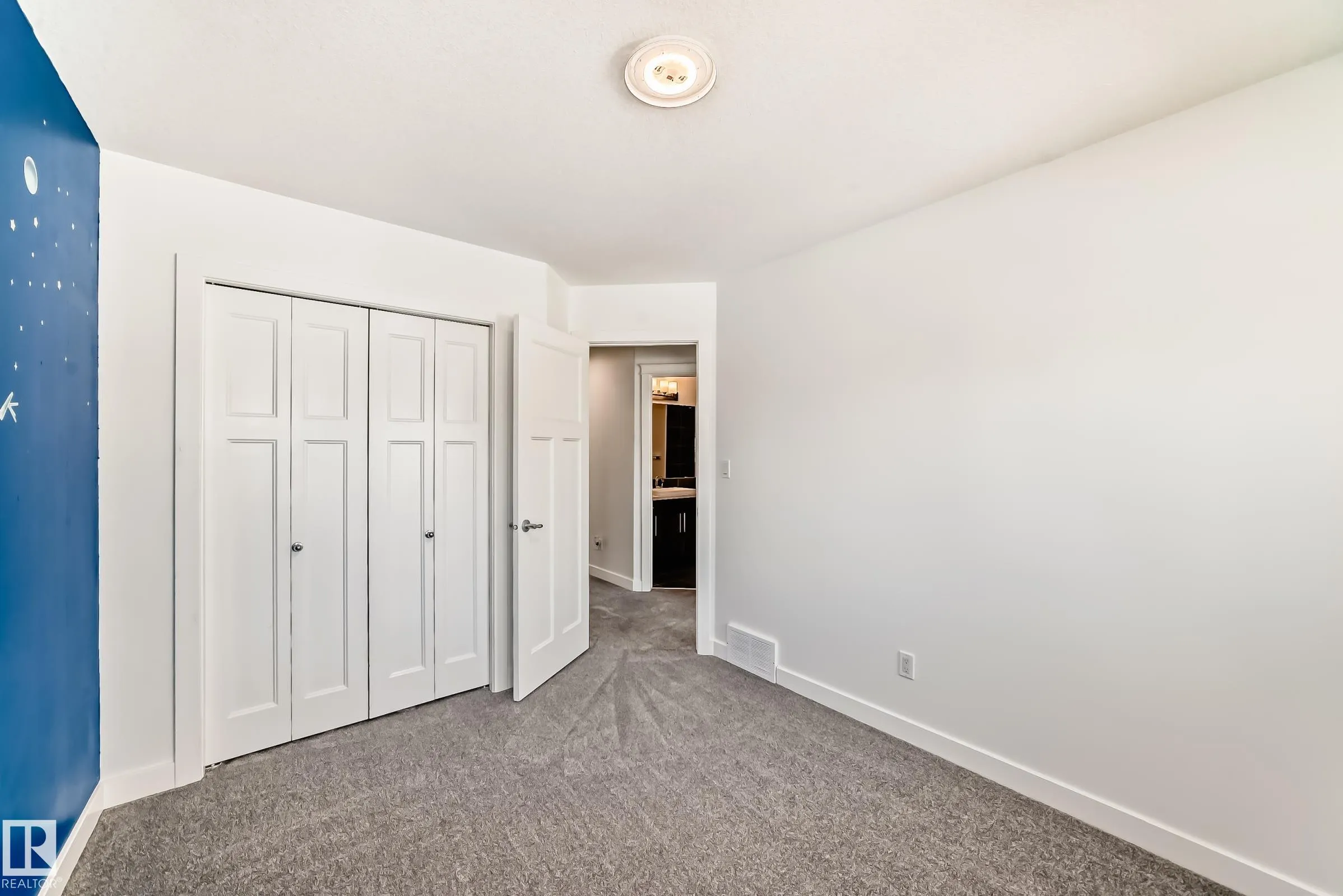 3313 KIDD Close