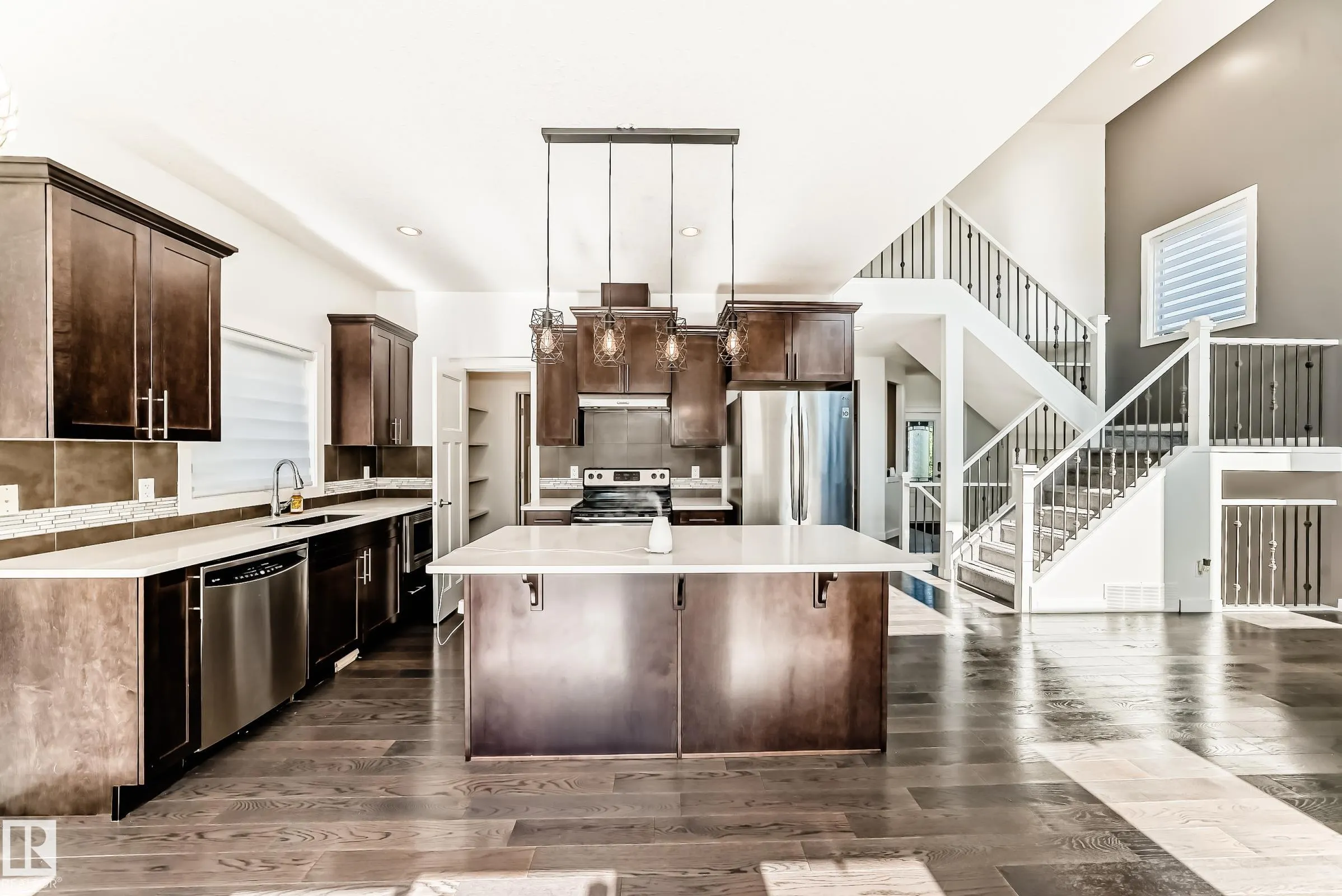 3313 KIDD Close
