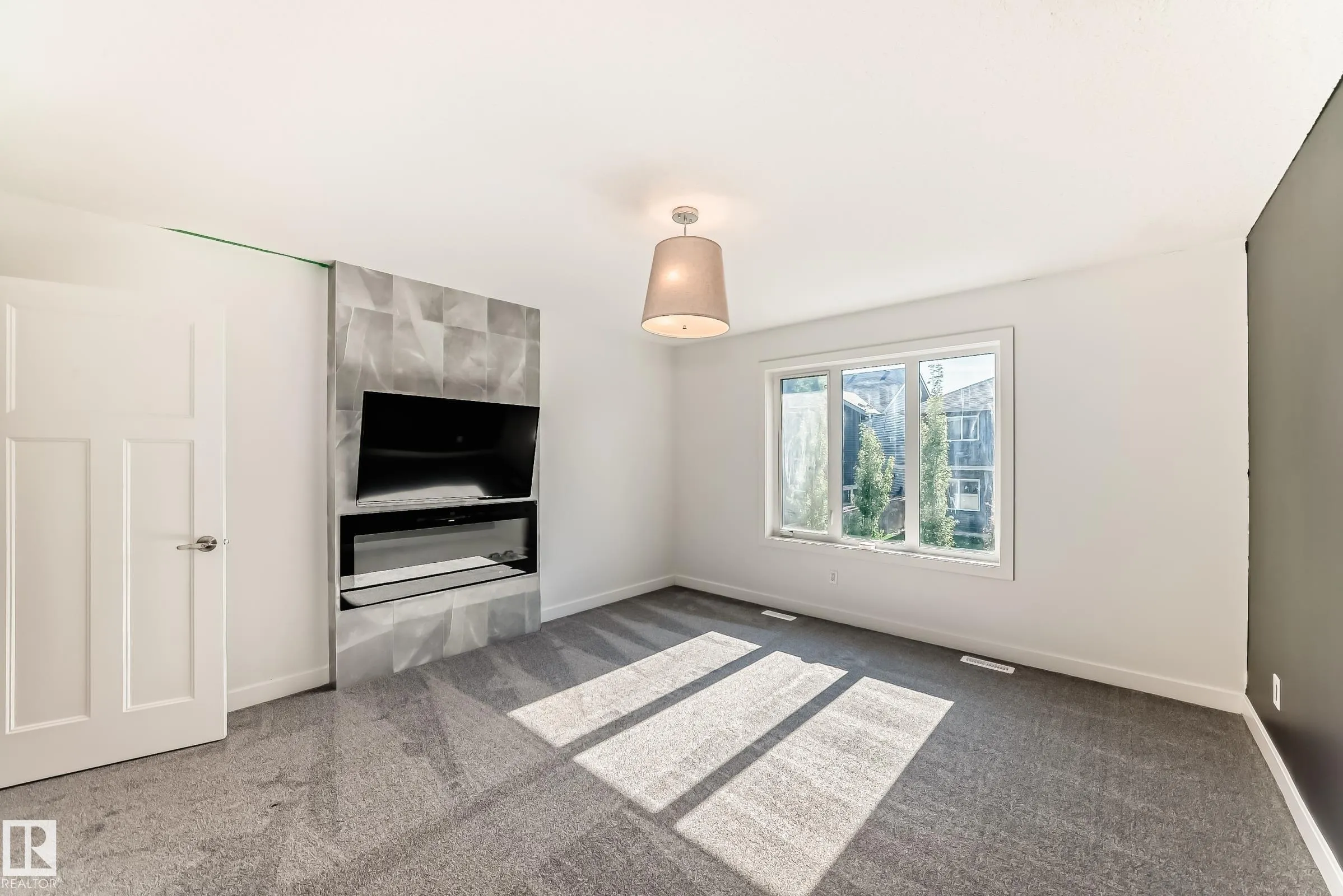 3313 KIDD Close