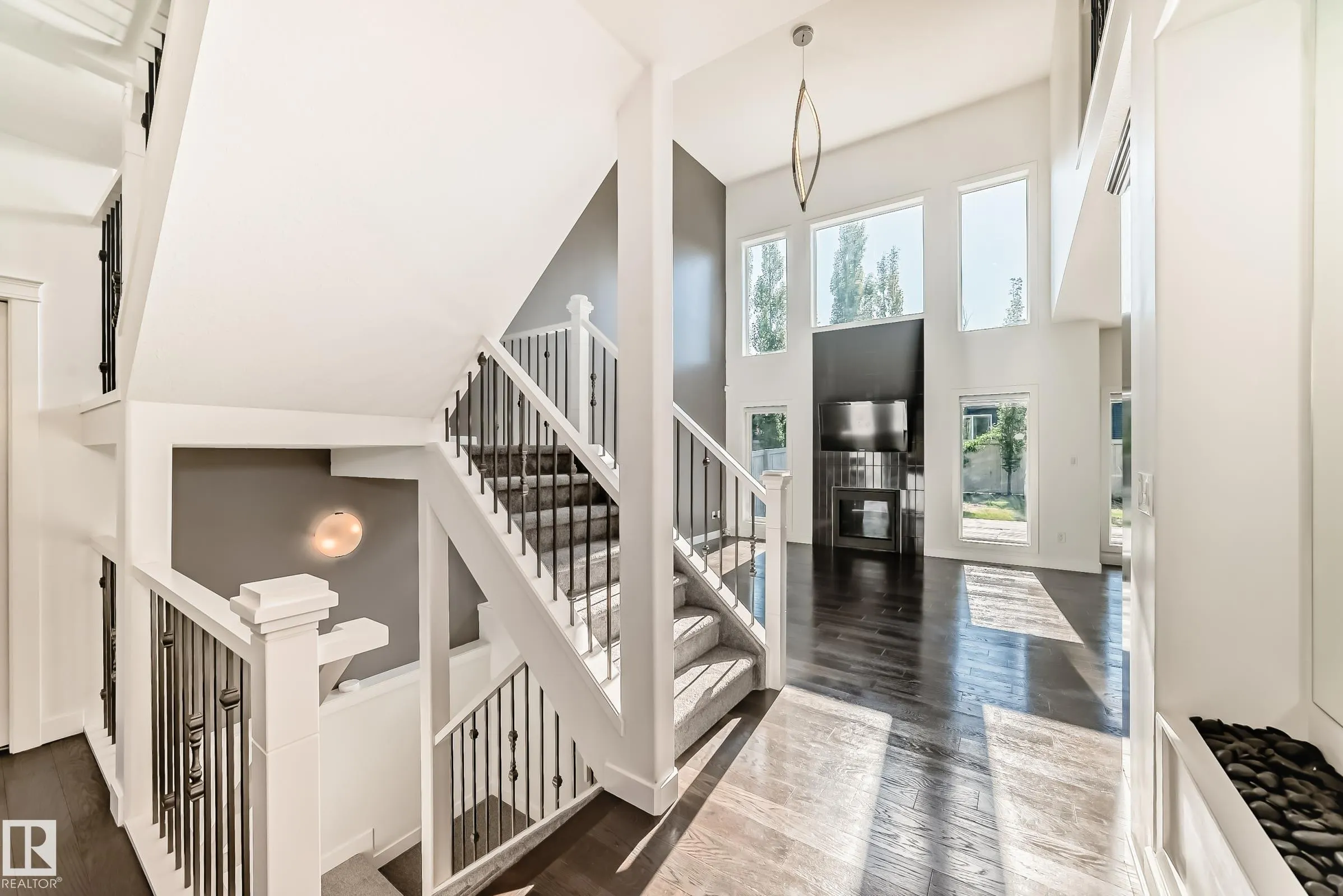 3313 KIDD Close