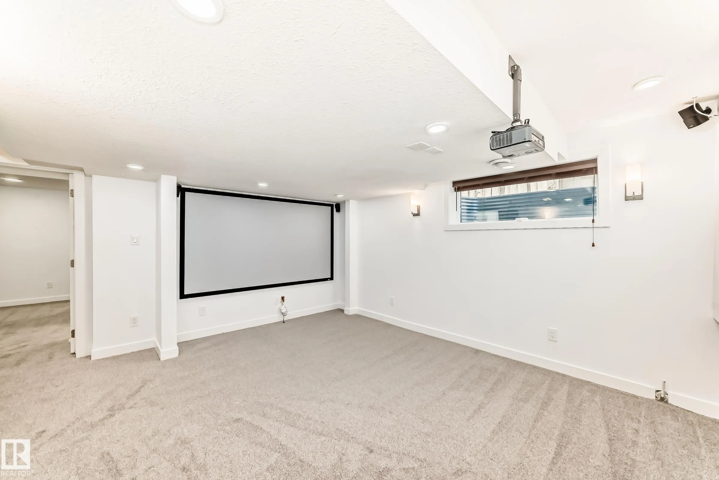 3313 KIDD Close