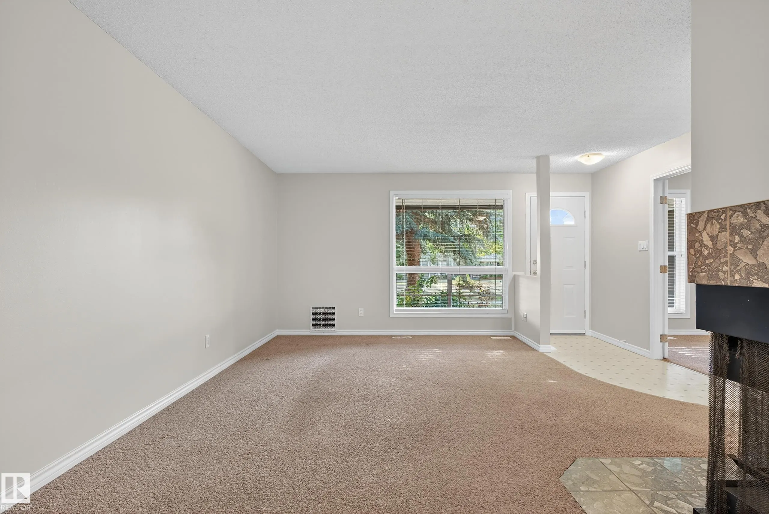 1174 SADDLEBACK Road