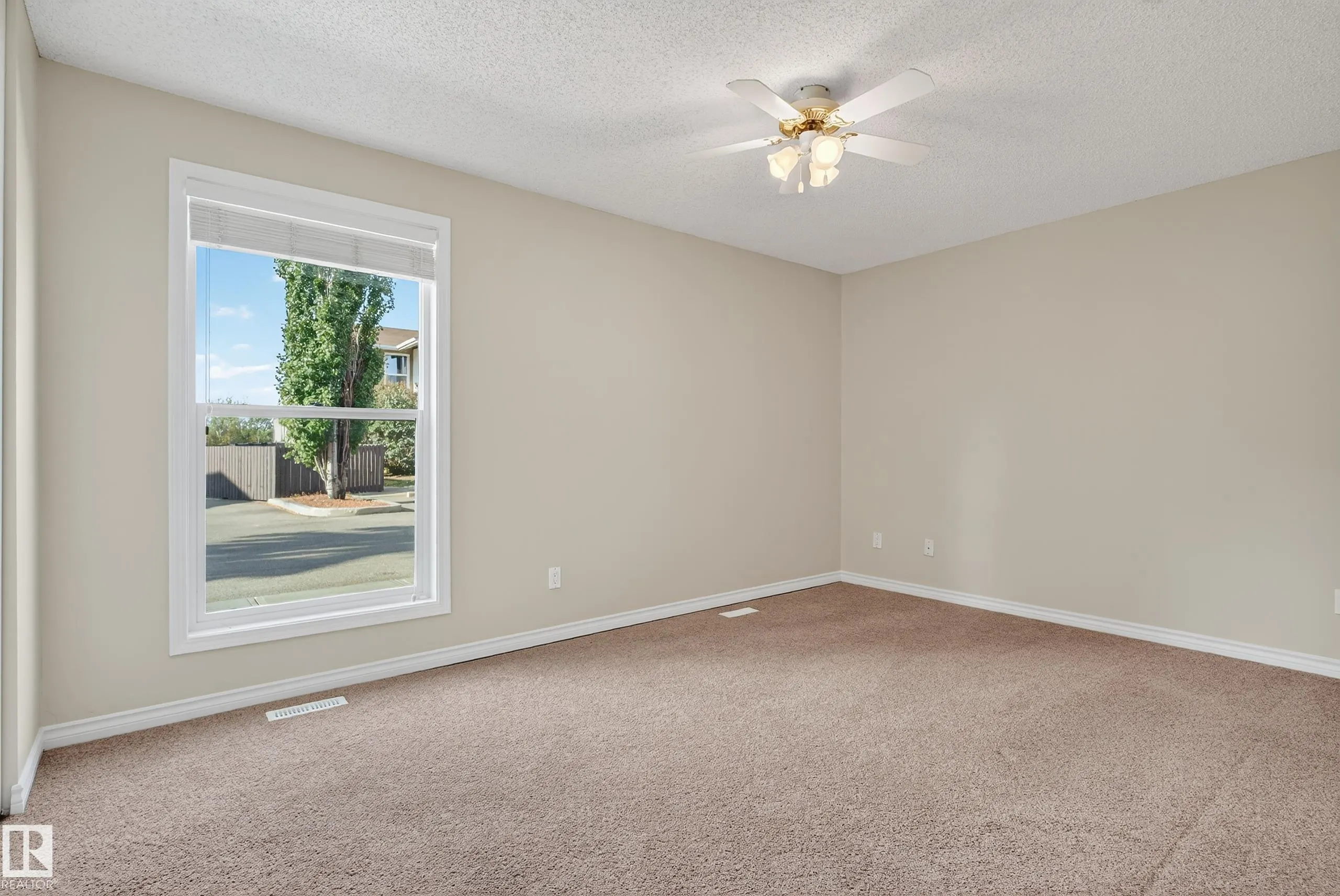 1174 SADDLEBACK Road