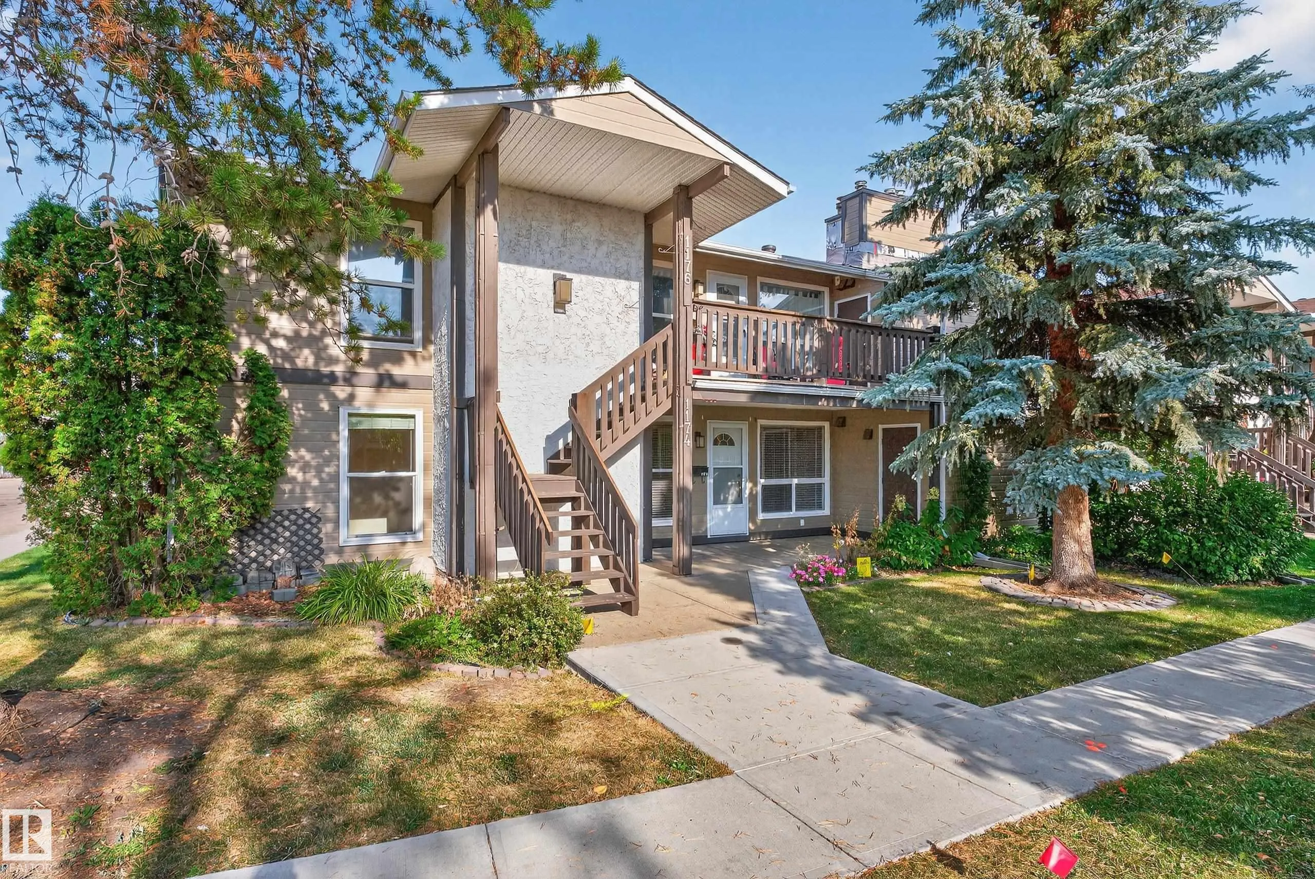 1174 SADDLEBACK Road