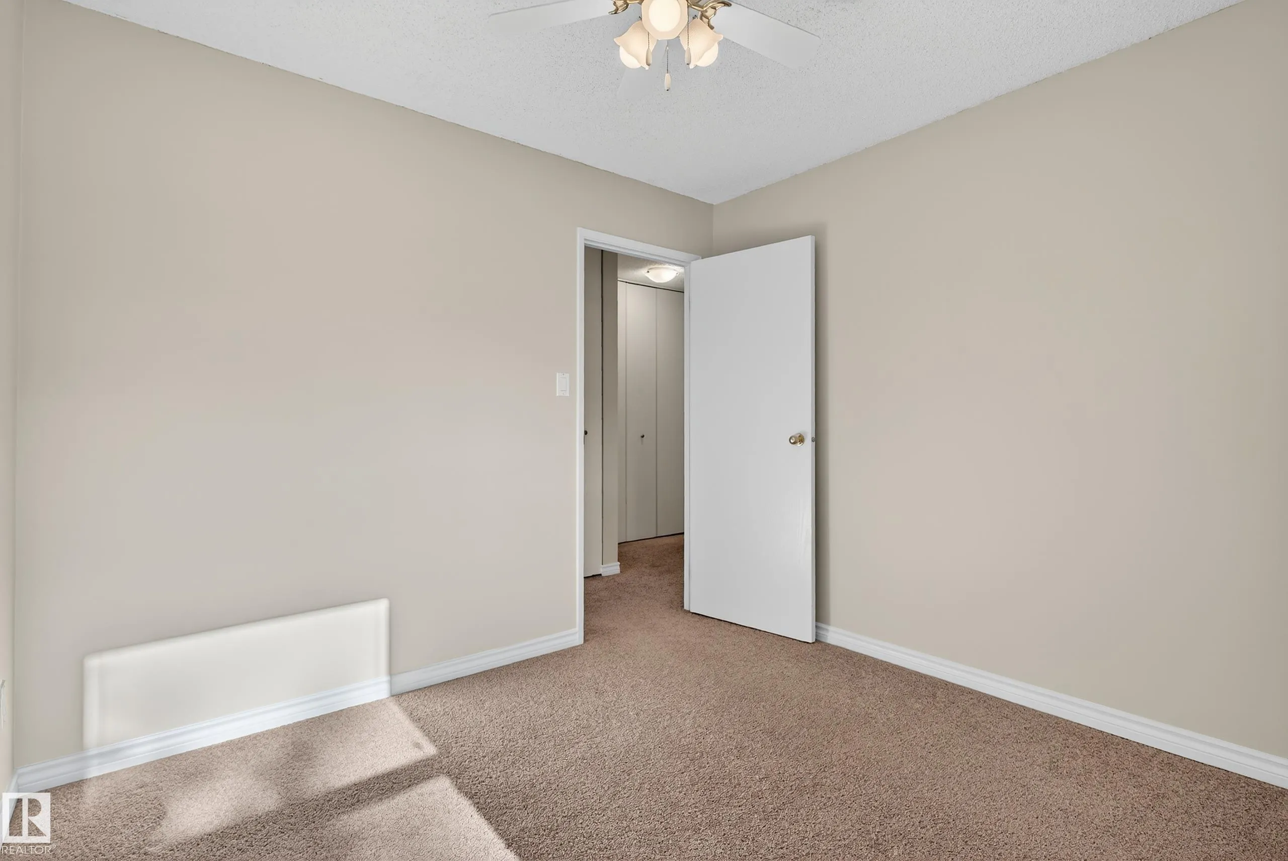 1174 SADDLEBACK Road