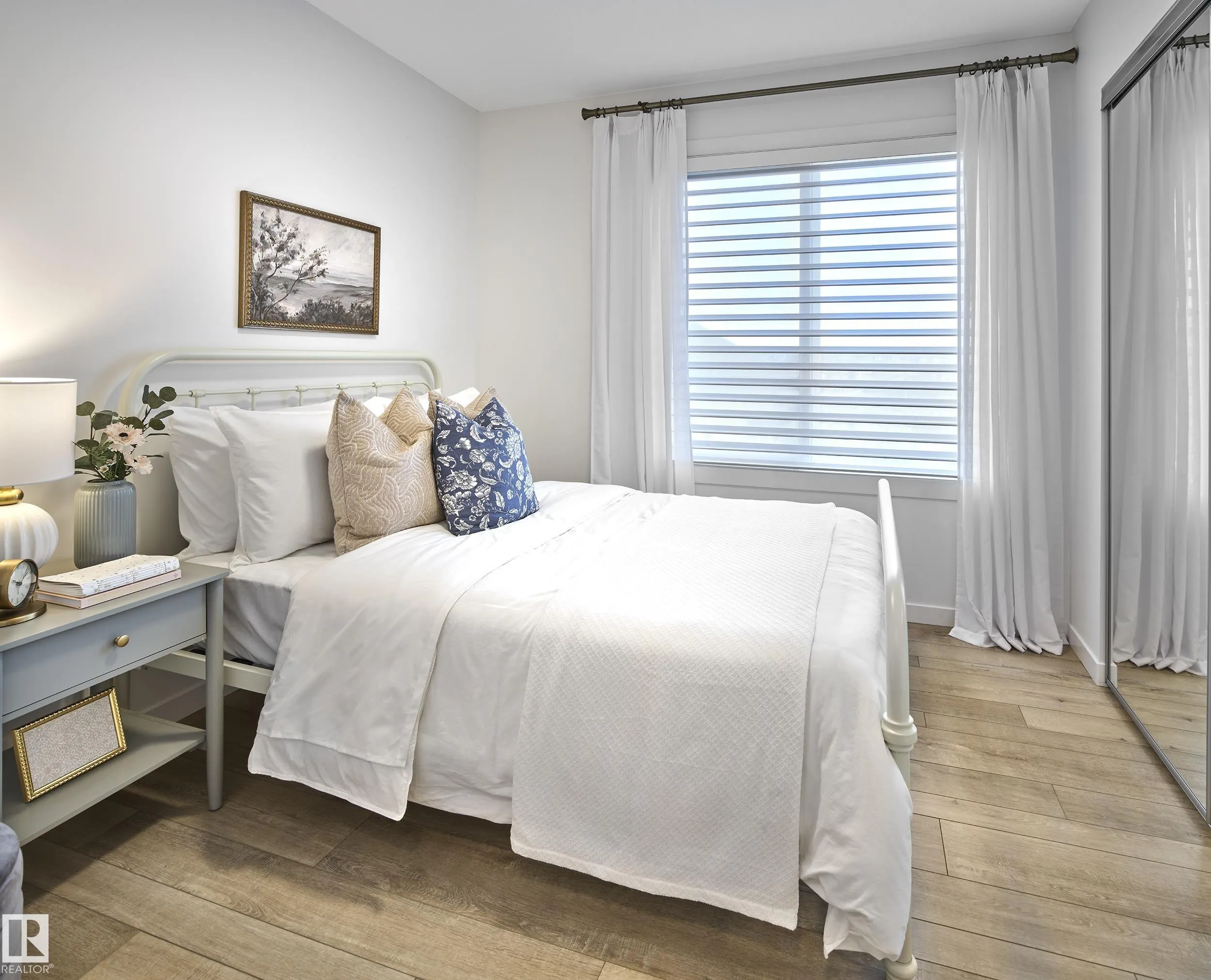 1025 SECORD Promenade