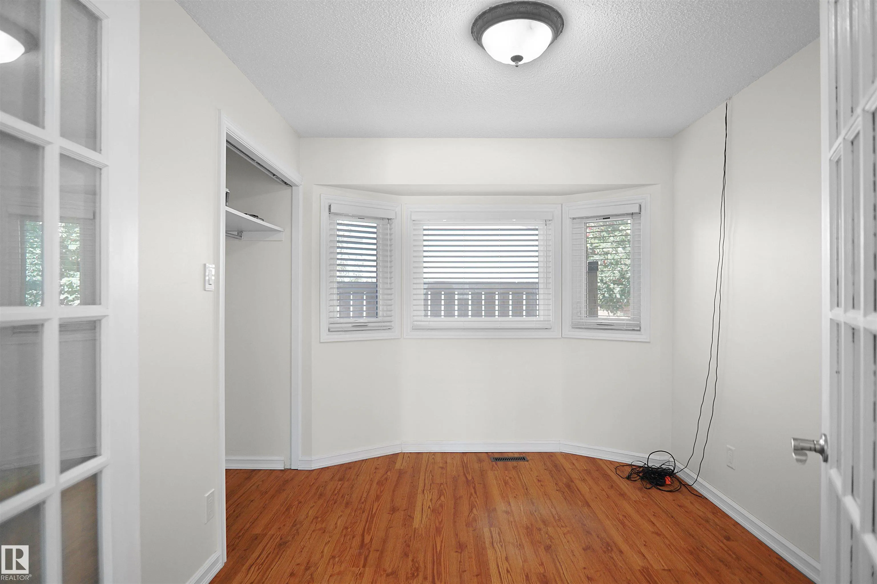 16008 101 Street