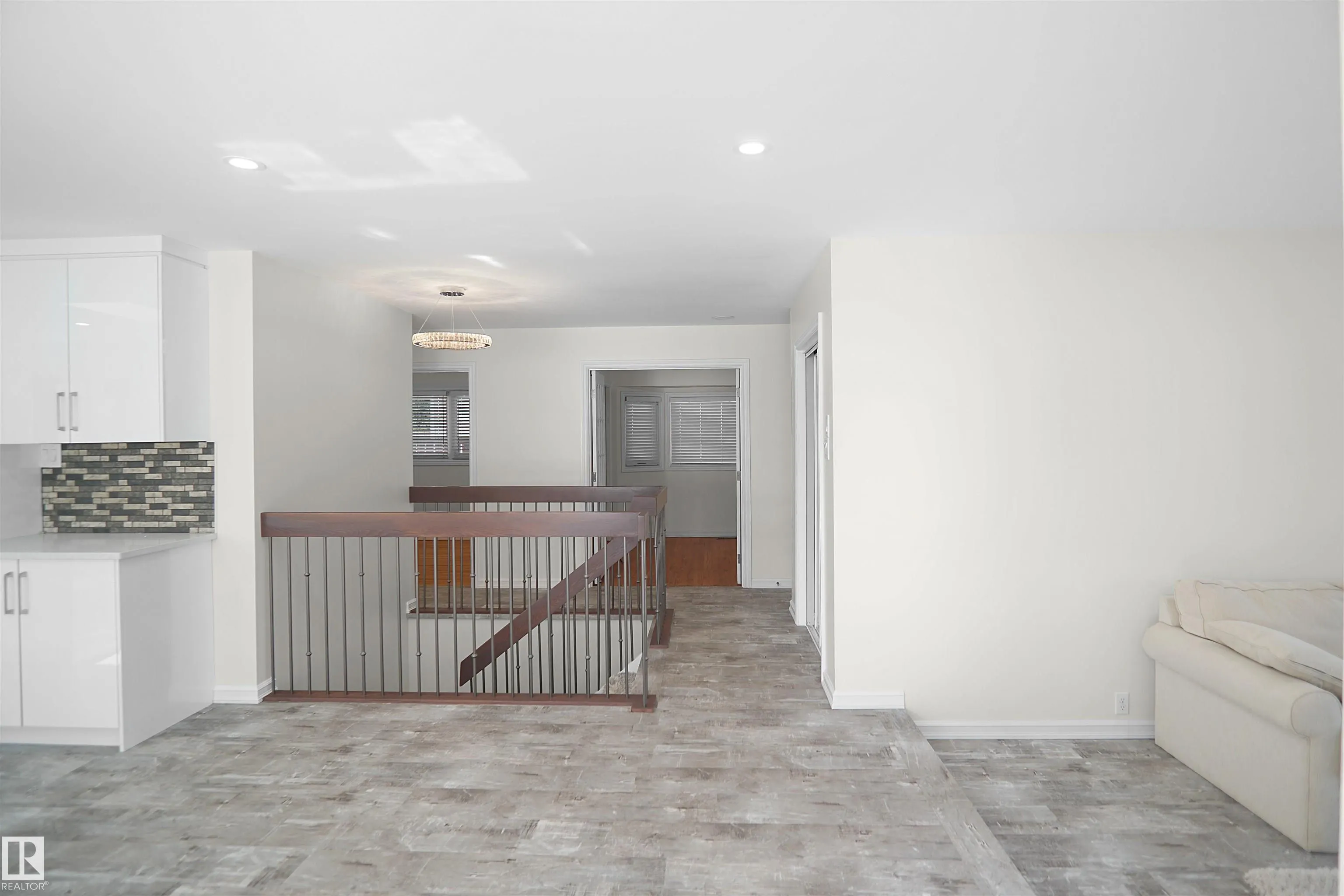 16008 101 Street