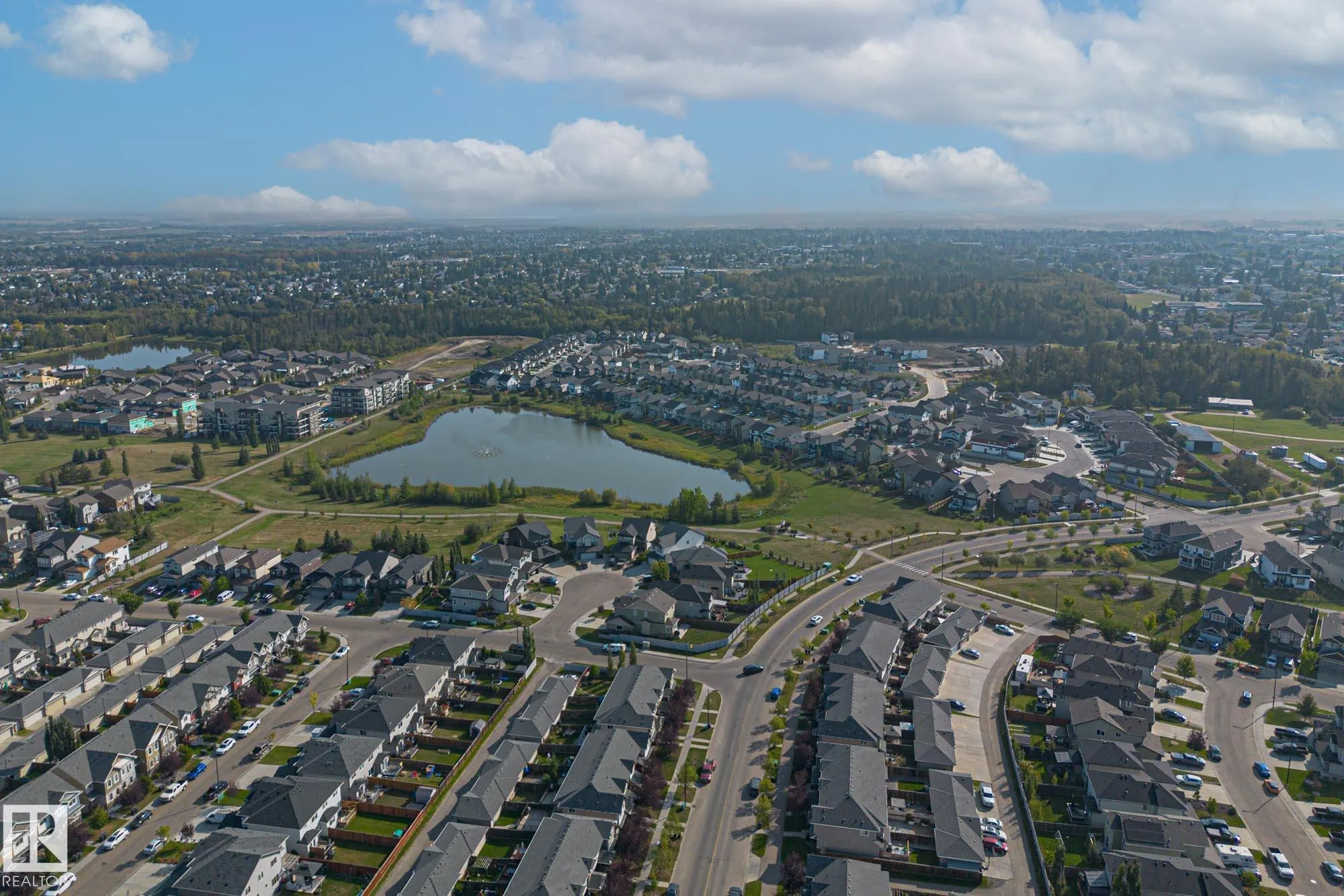 10 MEADOWLAND Gardens