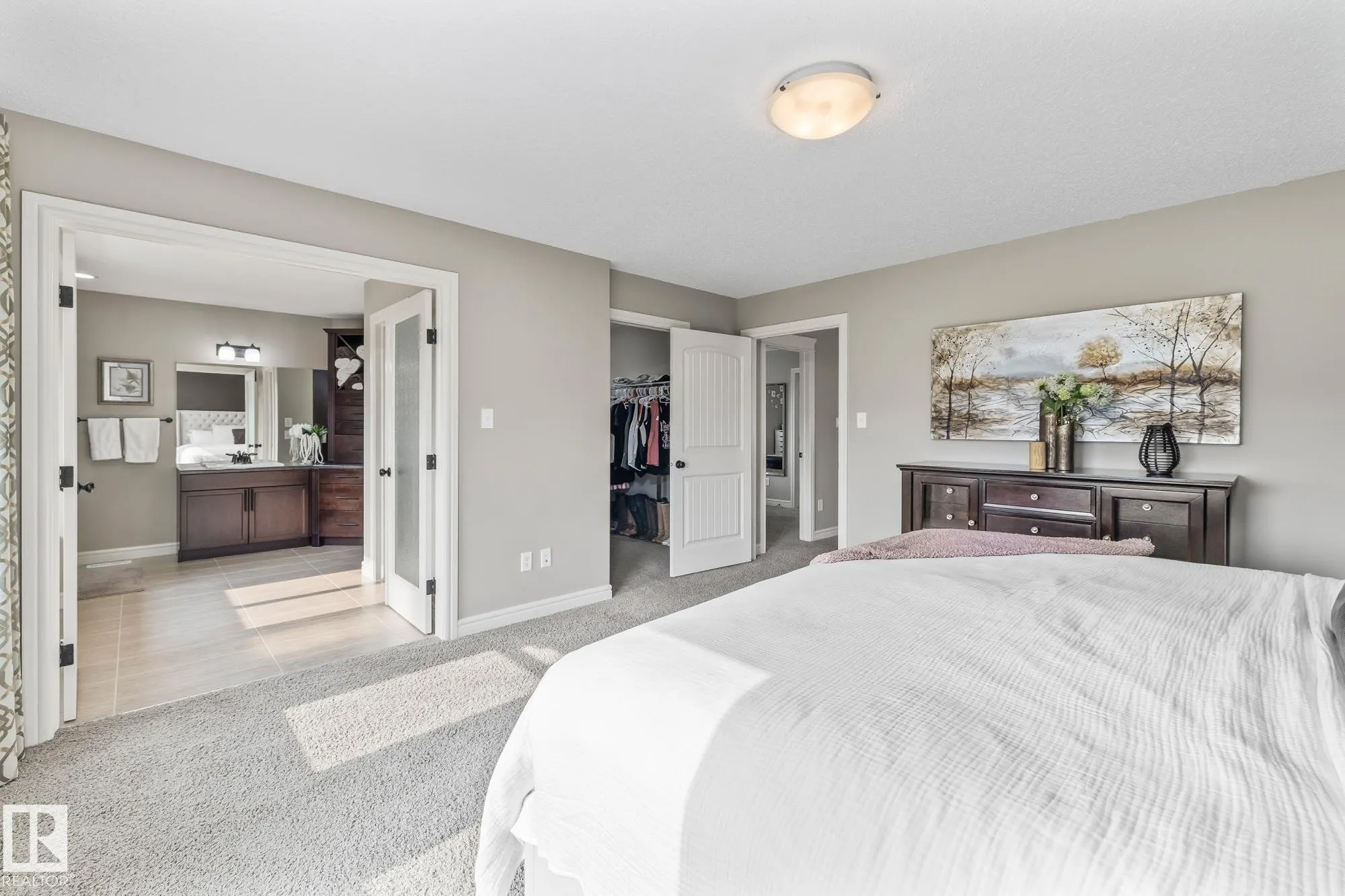 10 MEADOWLAND Gardens