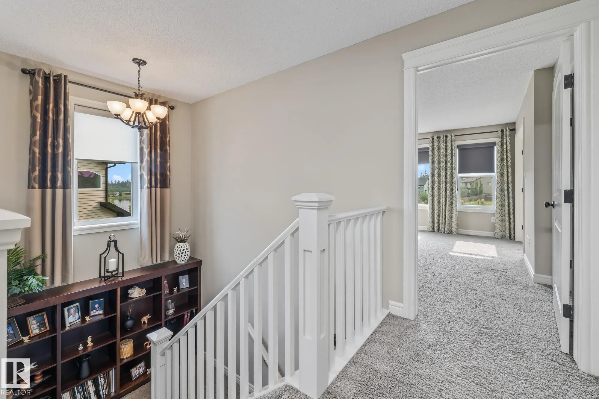 10 MEADOWLAND Gardens
