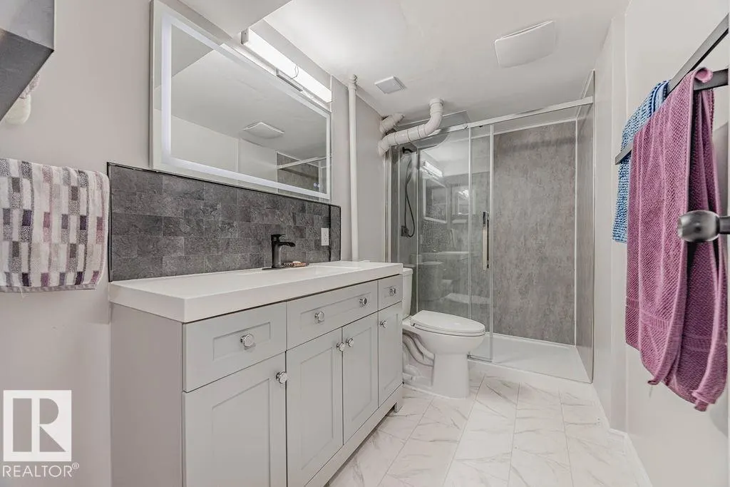 44 WELLINGTON Crescent