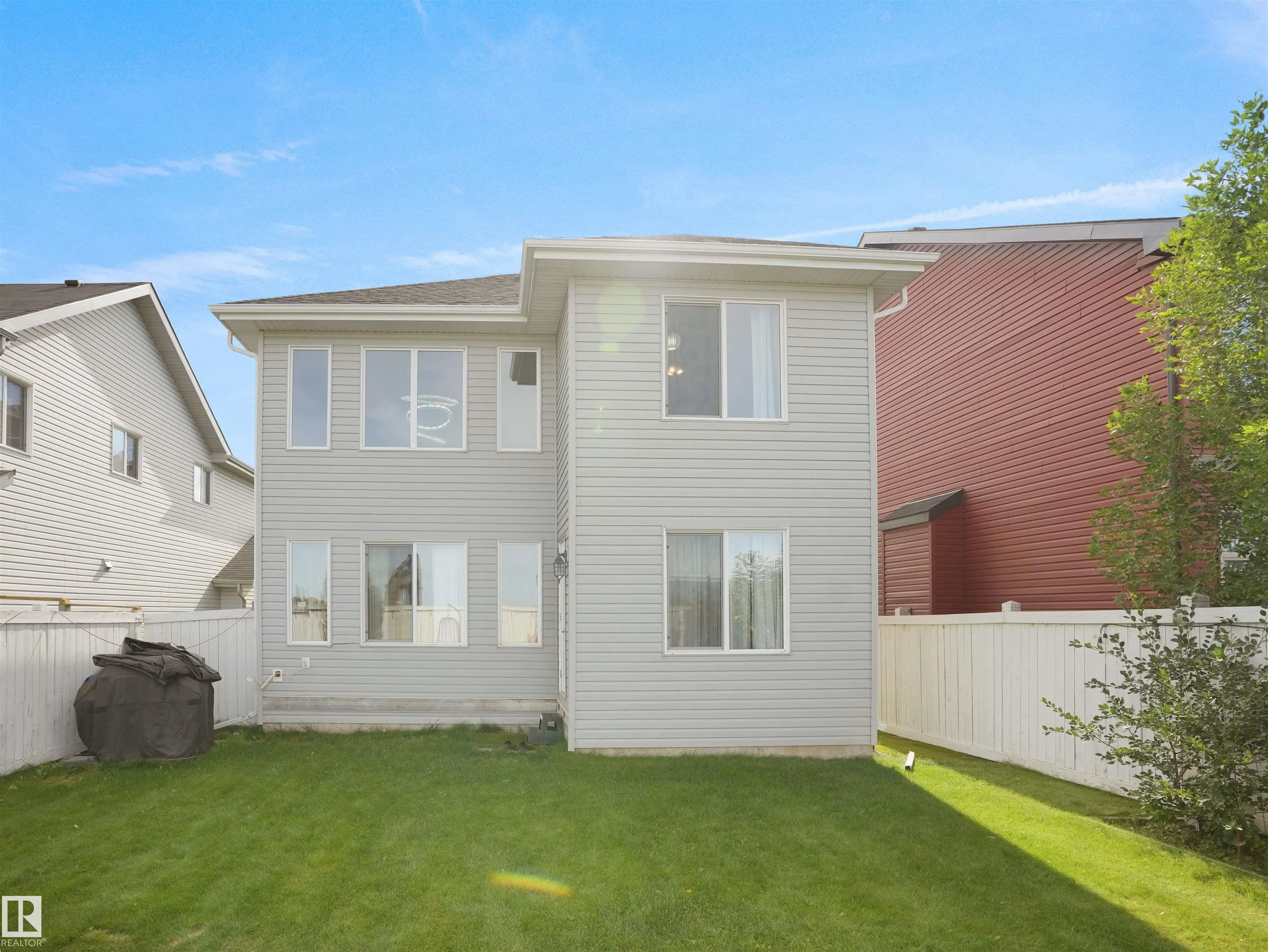 110 RUE MONTALET