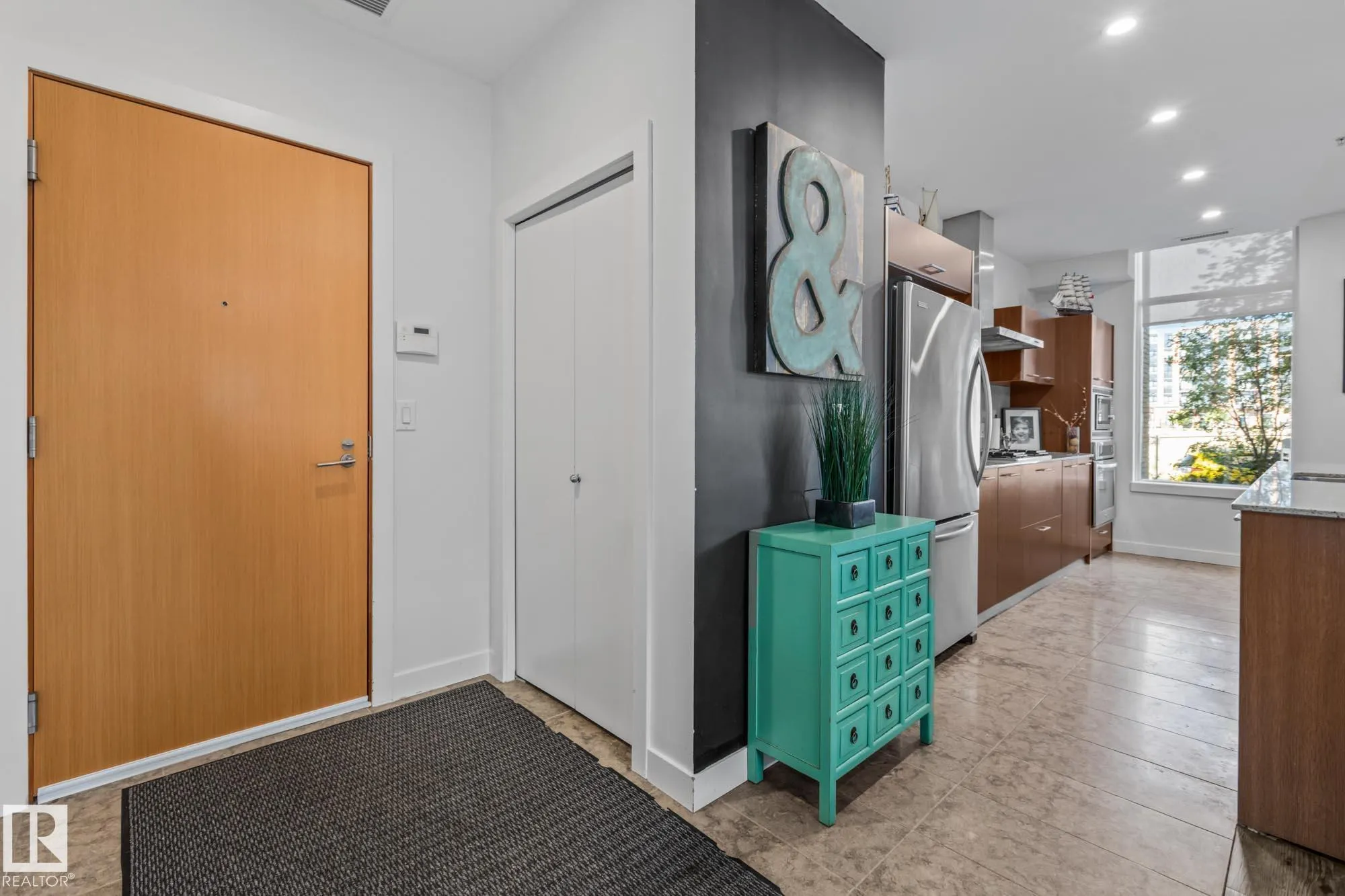 2504 109 Street