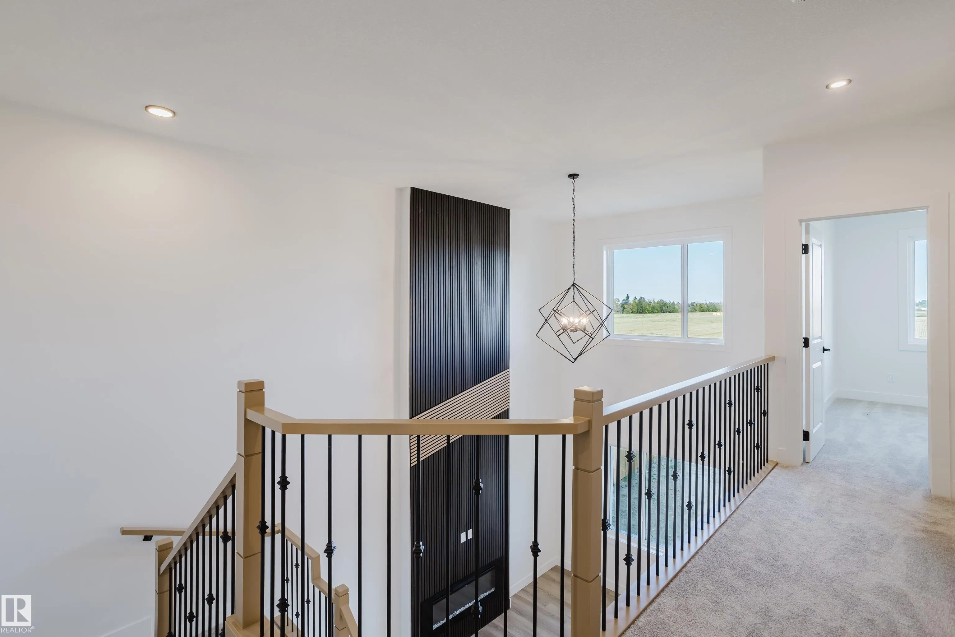325 Bluff Cove