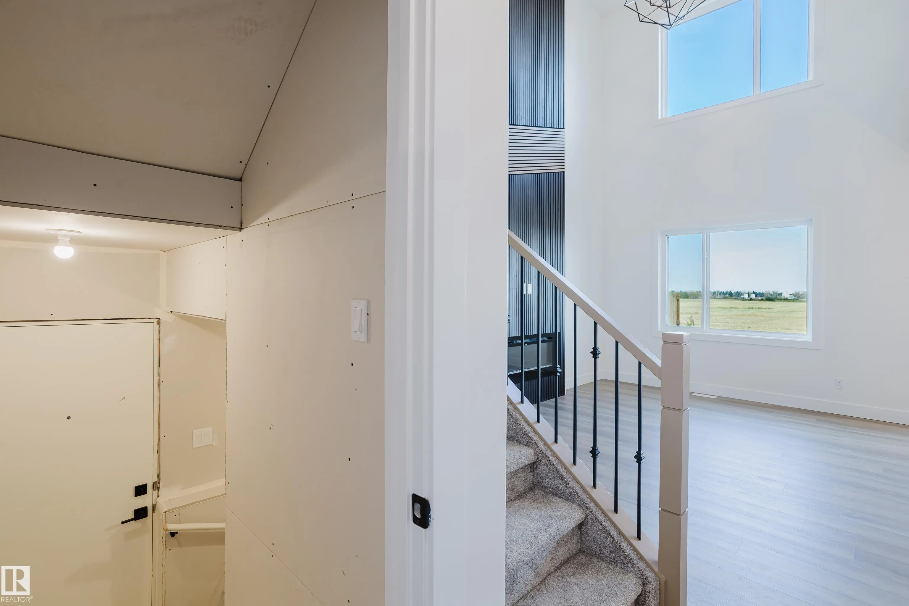 325 Bluff Cove